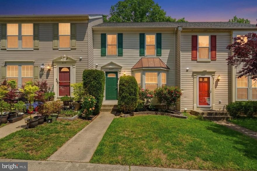 Come see this charming 4-bedroom townhouse in Heritage Estates!
This charming townhome features no carpet and hardwood floors throughout the main and upper levels. The main level offers a convenient half bath near the front entrance - perfect for guests, and the living room flows seamlessly into the rest of the home.
The kitchen is equipped with stainless steel appliances and includes a cozy eat-in area beside the door leading out to the back deck, ideal for everyday living and entertaining.
Upstairs, you’ll find 3 bedrooms and a full hall bath, and the primary suite features its own private full bath and a walk-in closet.
The fully finished walkout basement offers even more flexible living space, with a multi-purpose area, a full bath, and an additional bedroom - perfect for guests, a home office, gym, or recreation space. The walkout leads directly to the backyard for added convenience.

More info coming soon!