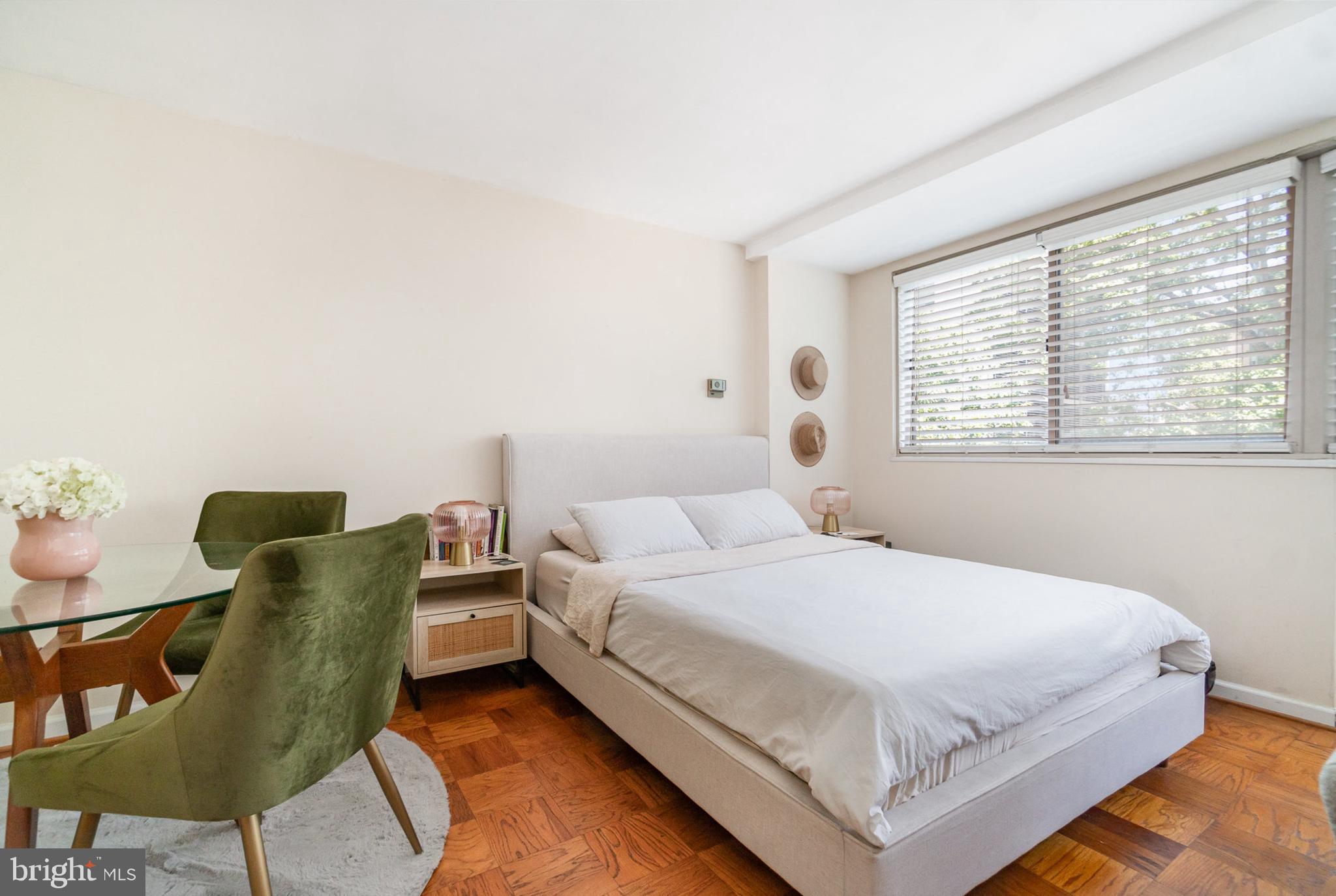 FOGGY BOTTOM - Residential