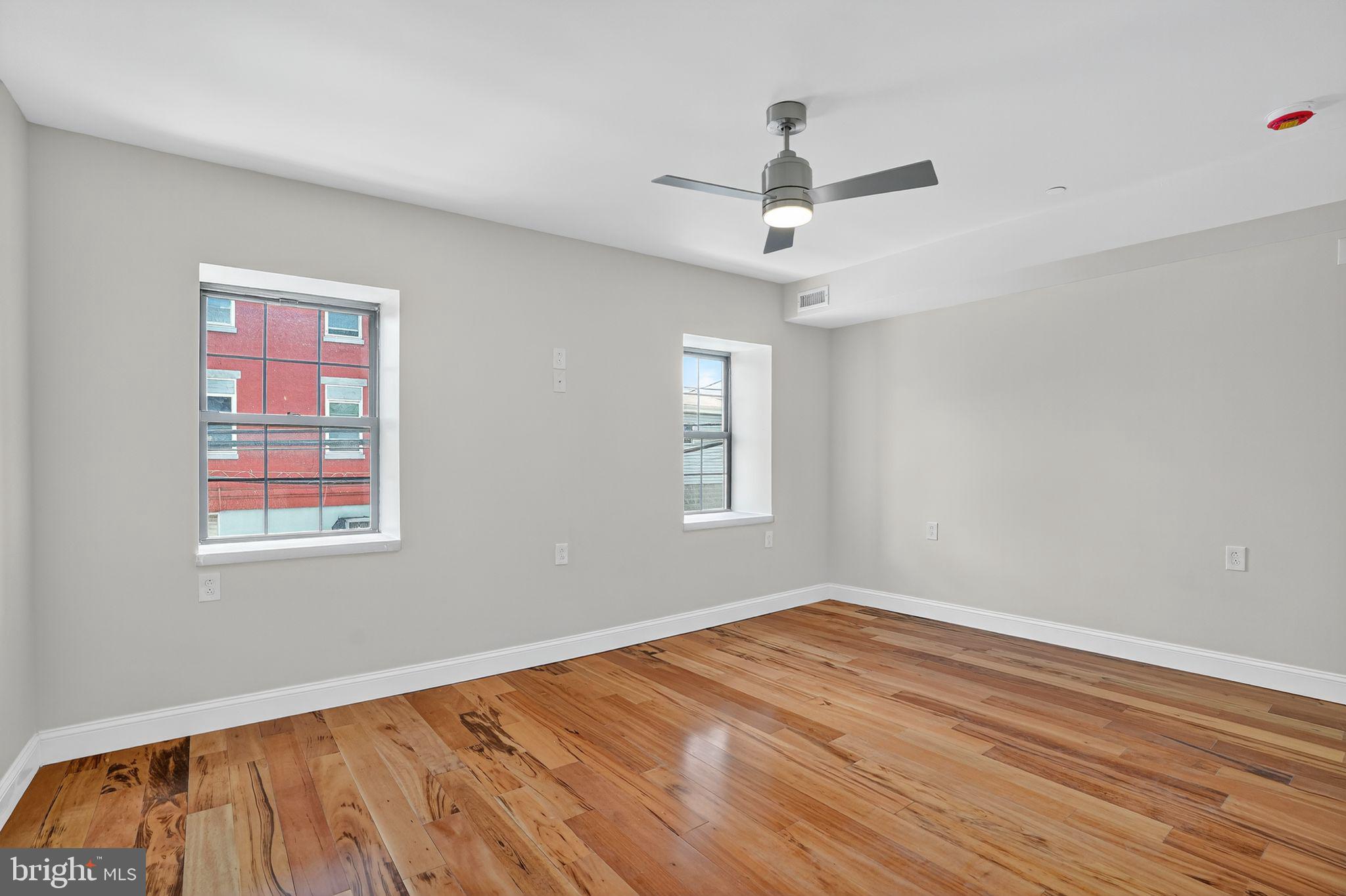 DICKINSON NARROWS - Residential