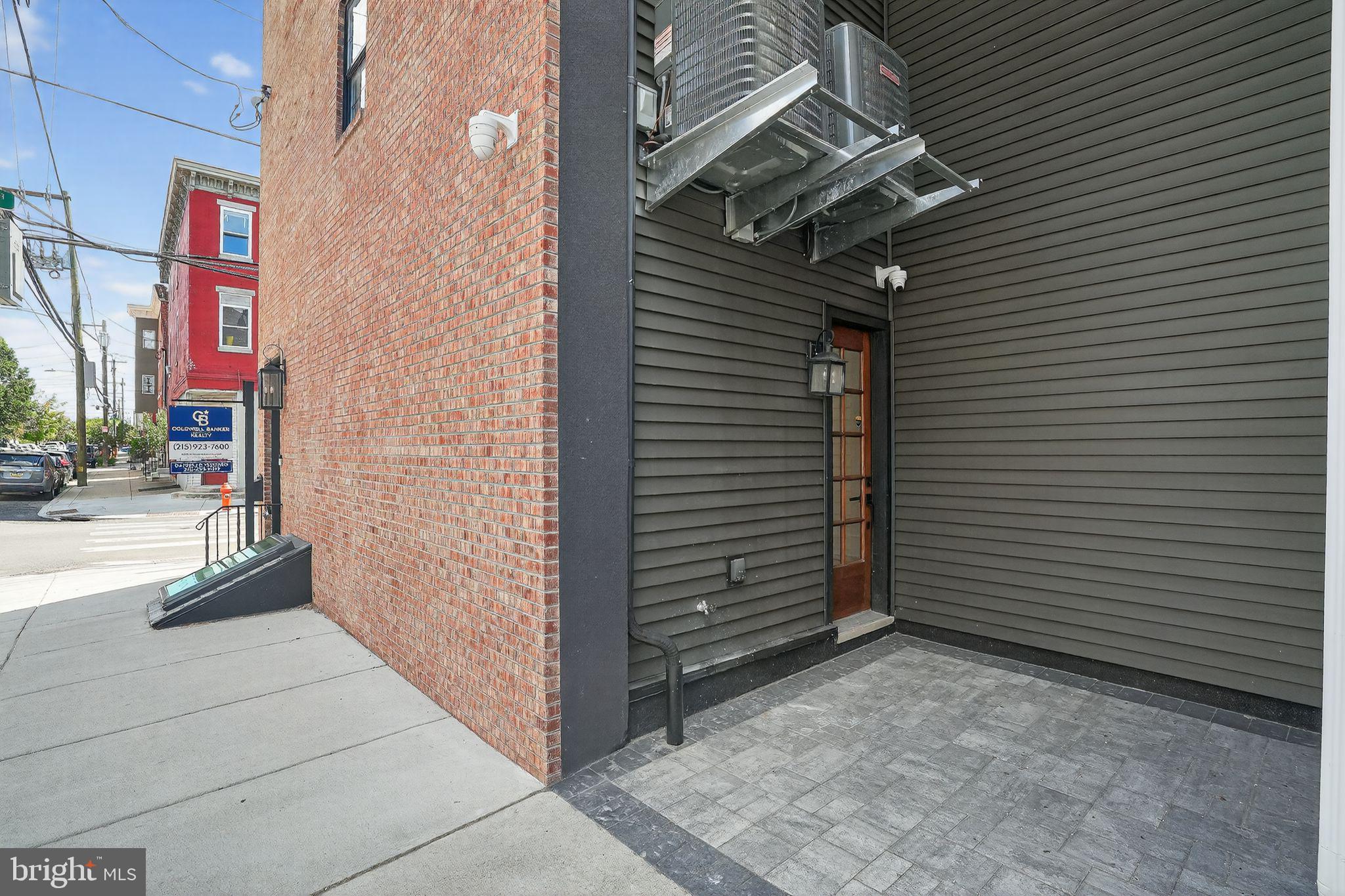 DICKINSON NARROWS - Residential