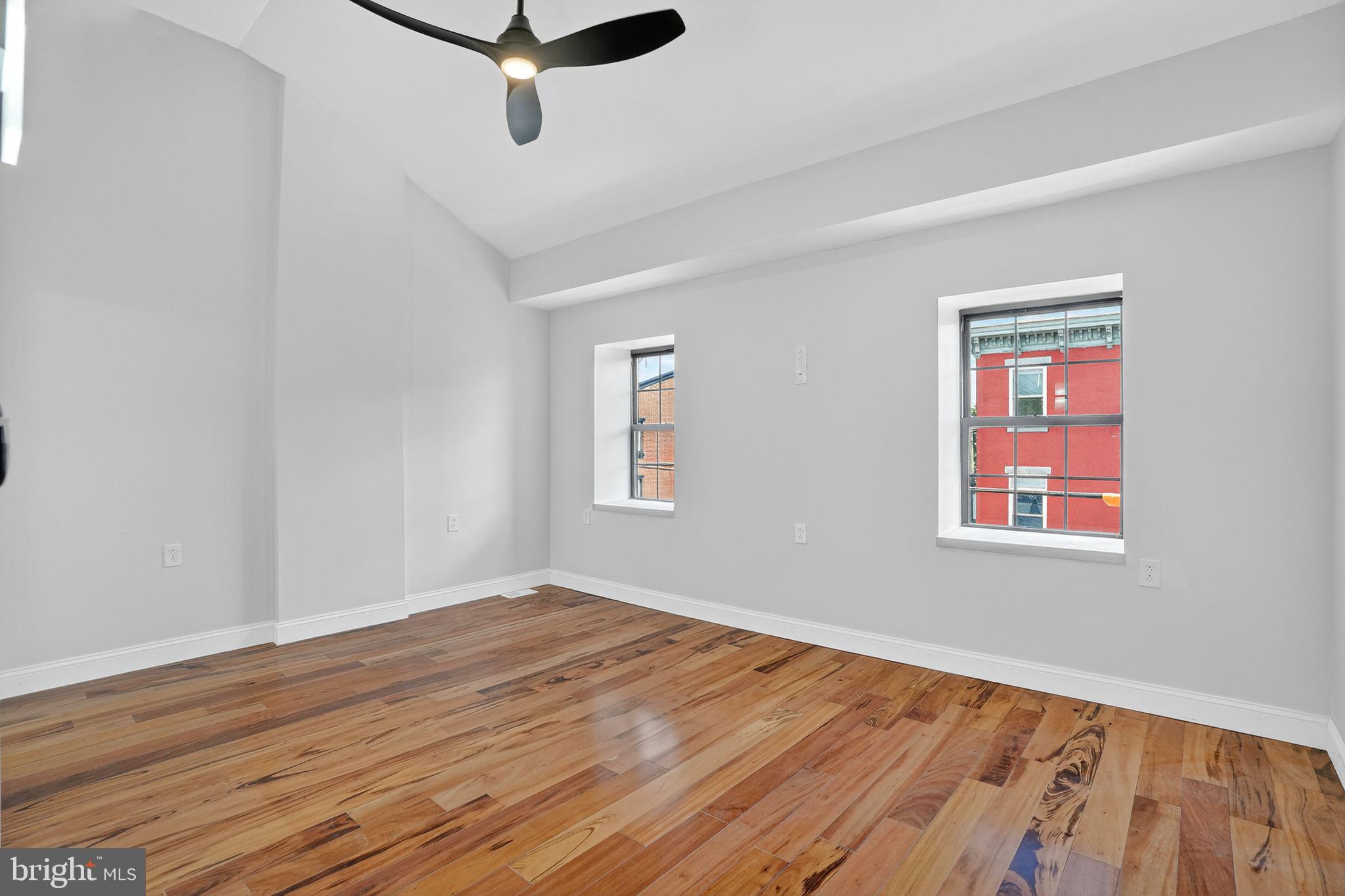 DICKINSON NARROWS - Residential