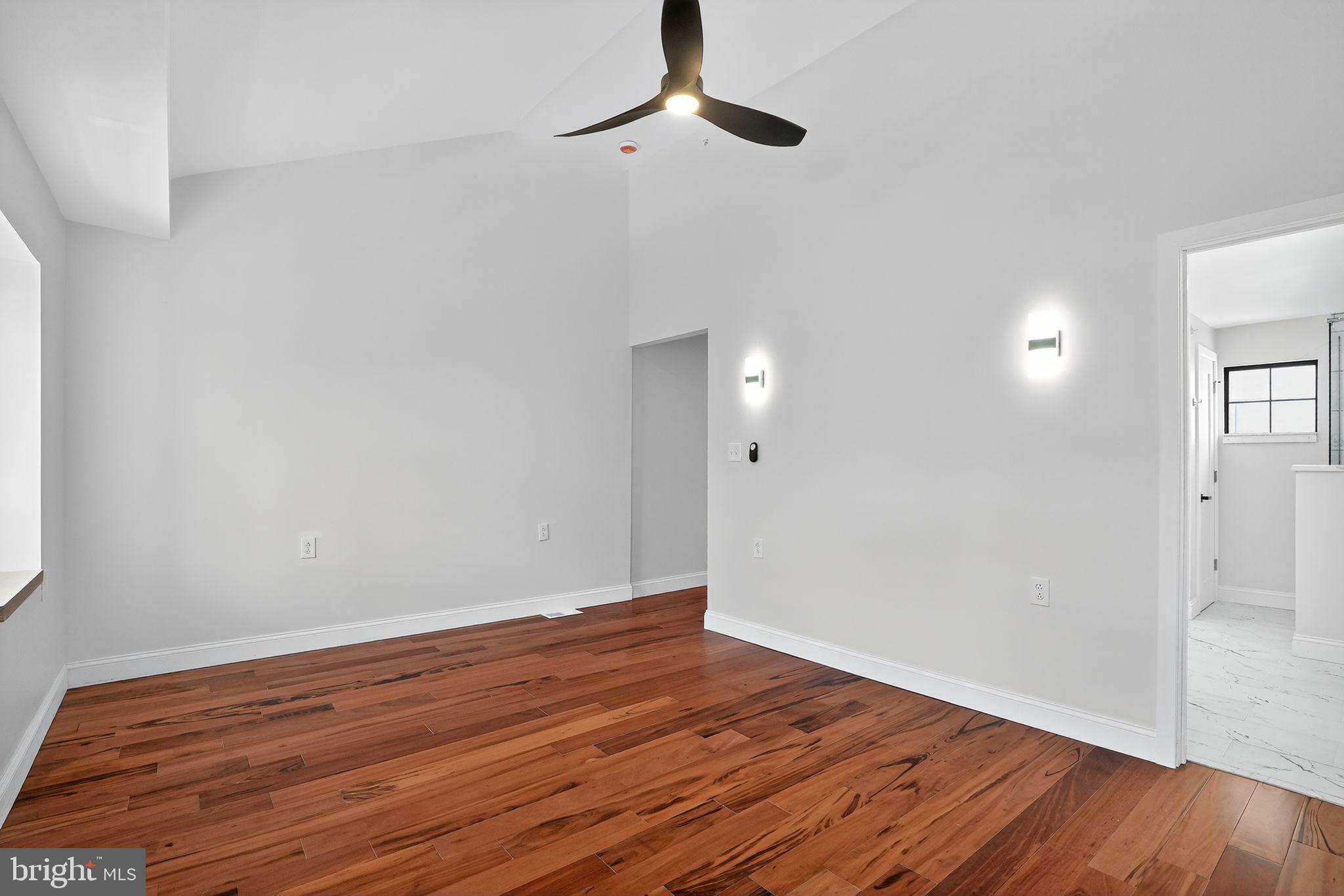 DICKINSON NARROWS - Residential