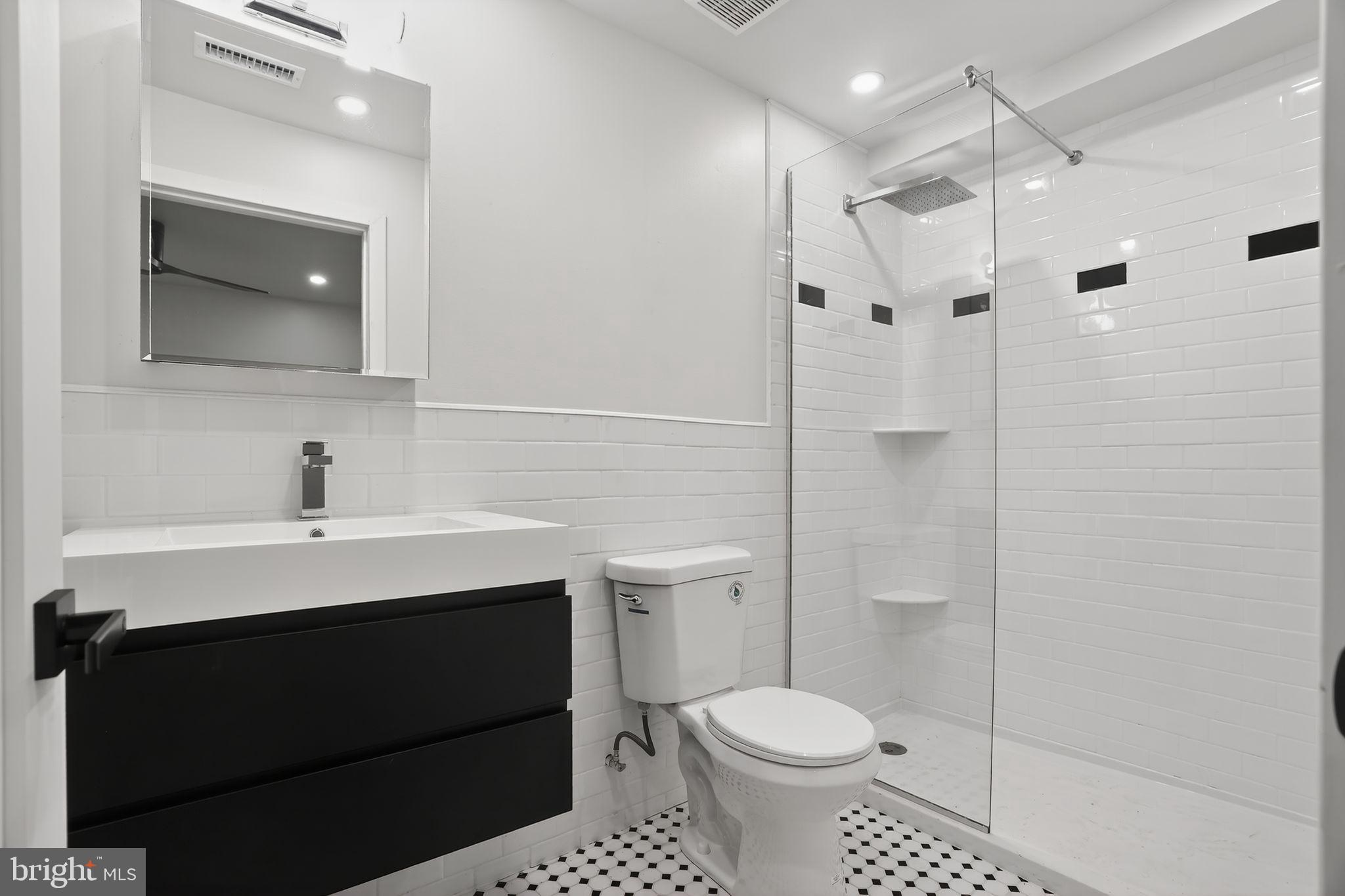 DICKINSON NARROWS - Residential