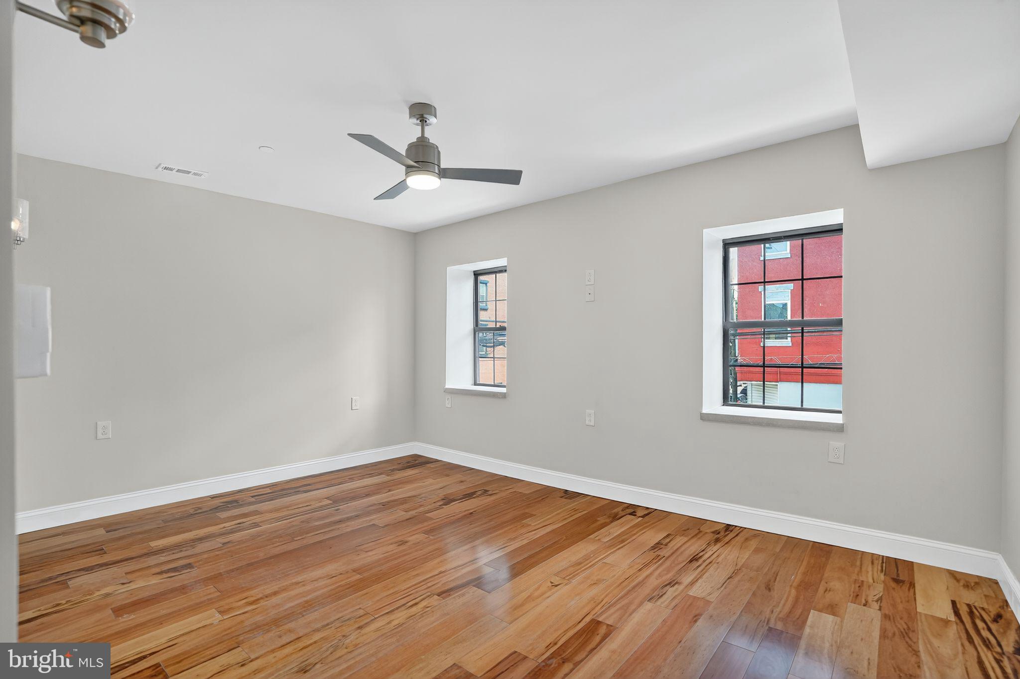 DICKINSON NARROWS - Residential