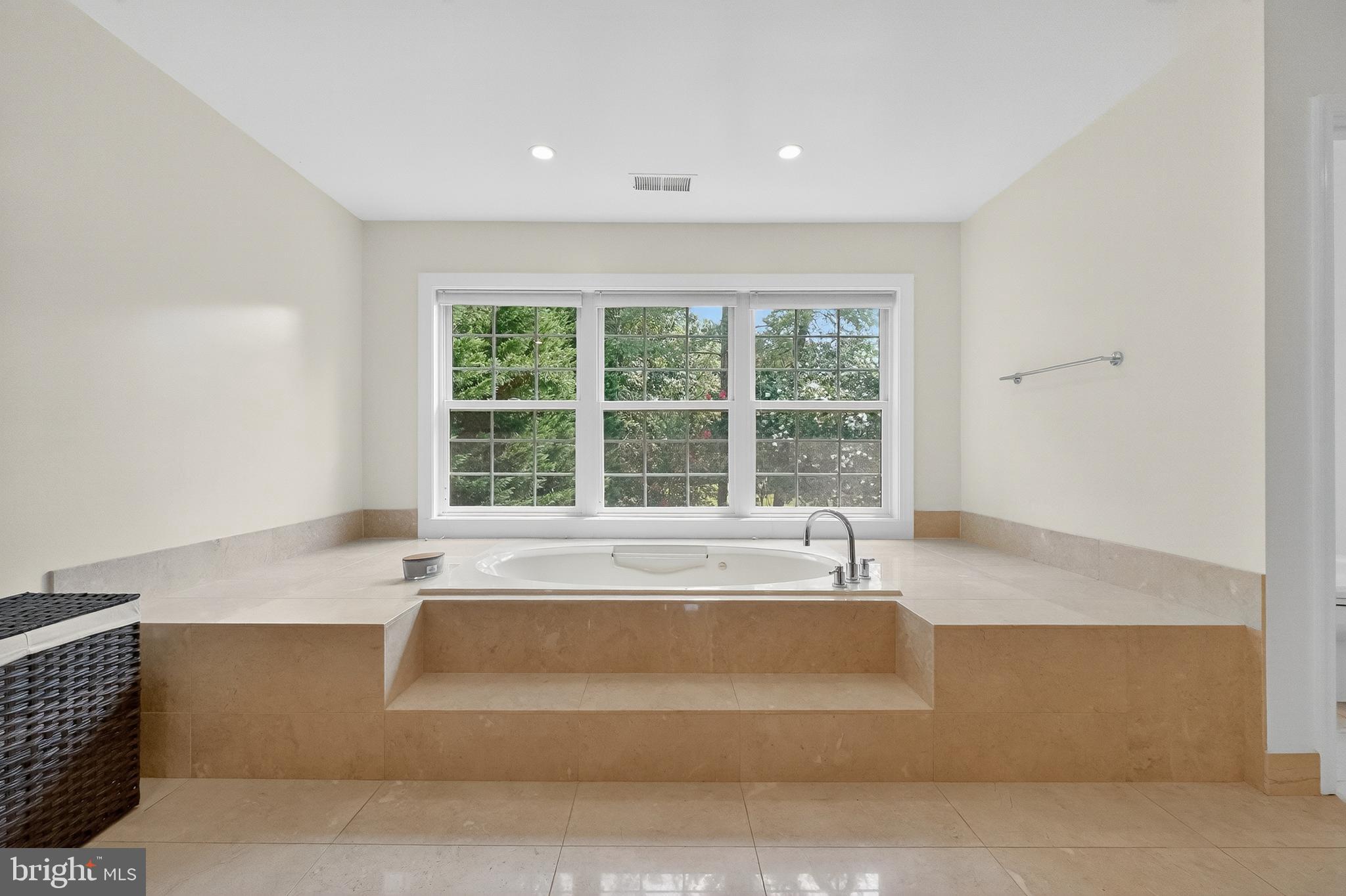 NORMANDY HILLS - Residential