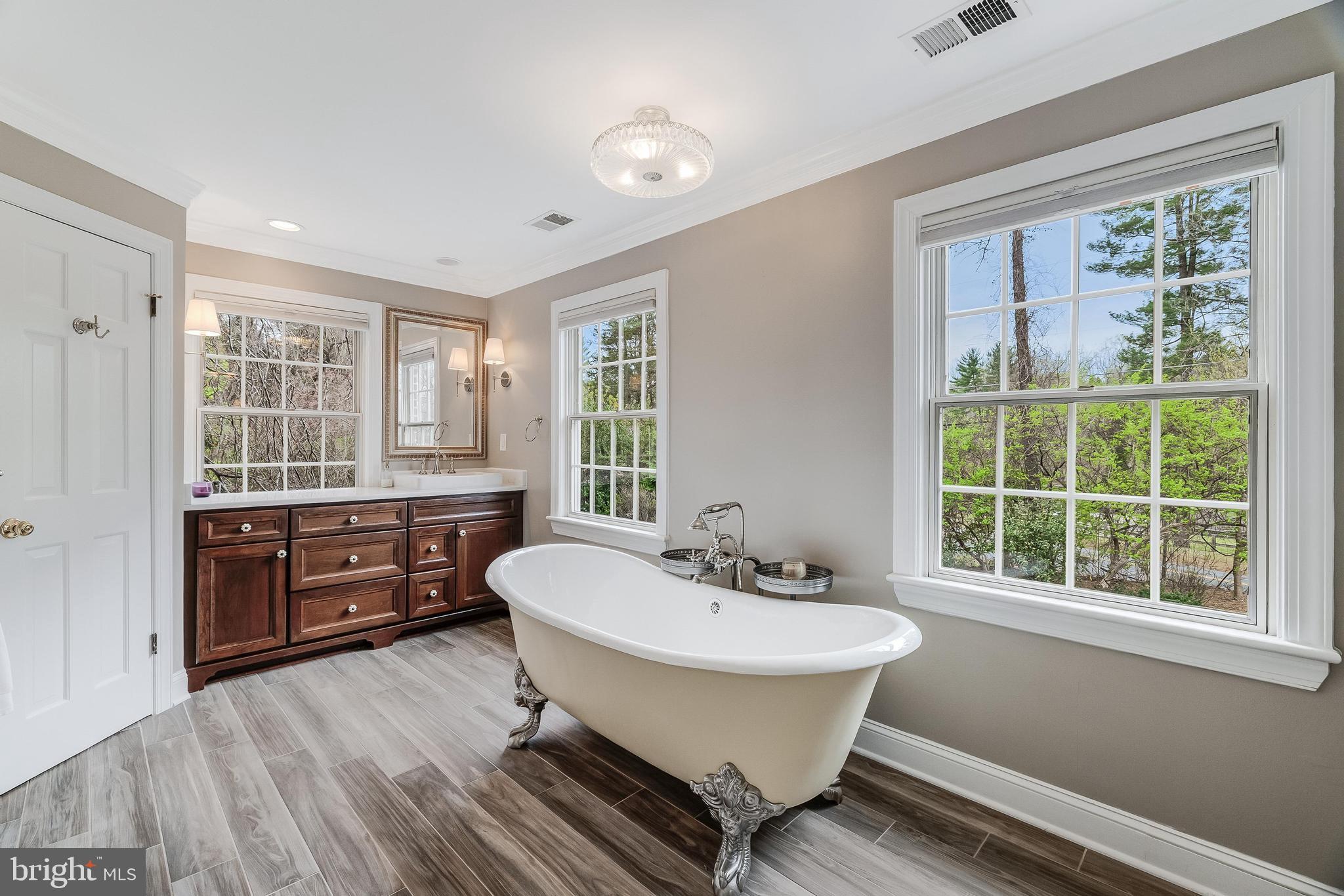 MILL CREEK PARK - Residential