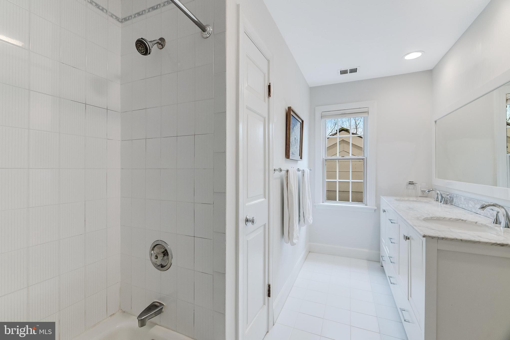 MILL CREEK PARK - Residential