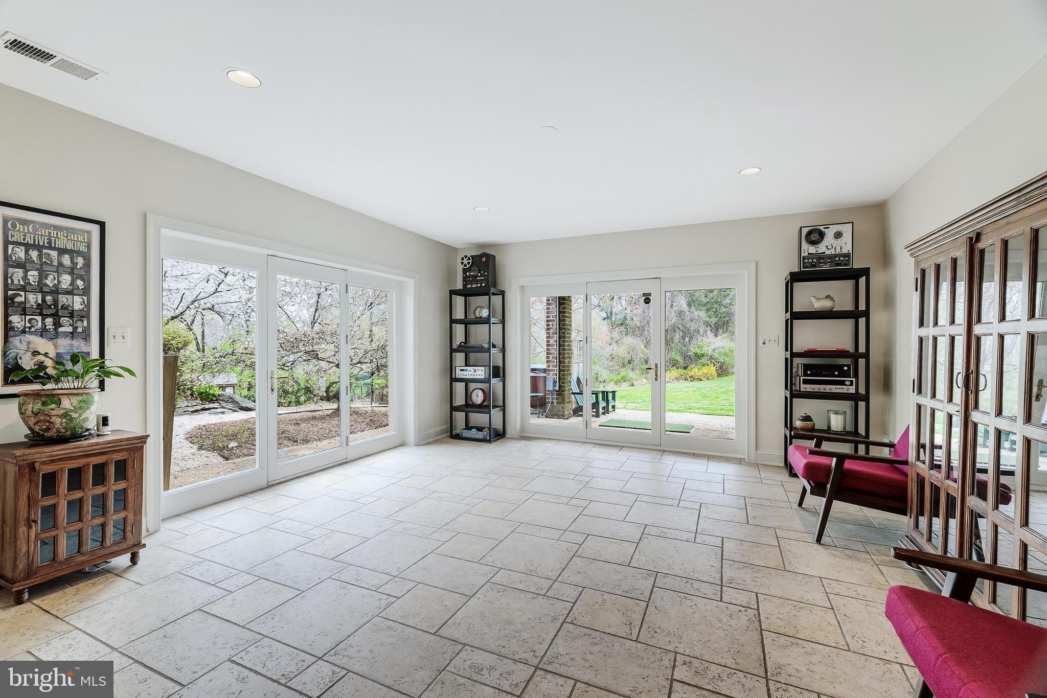 MILL CREEK PARK - Residential