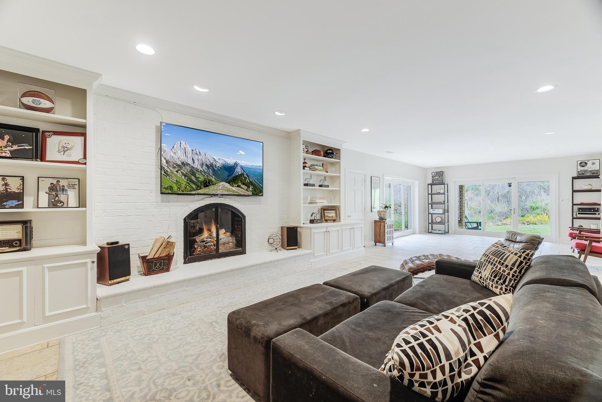 MILL CREEK PARK - Residential