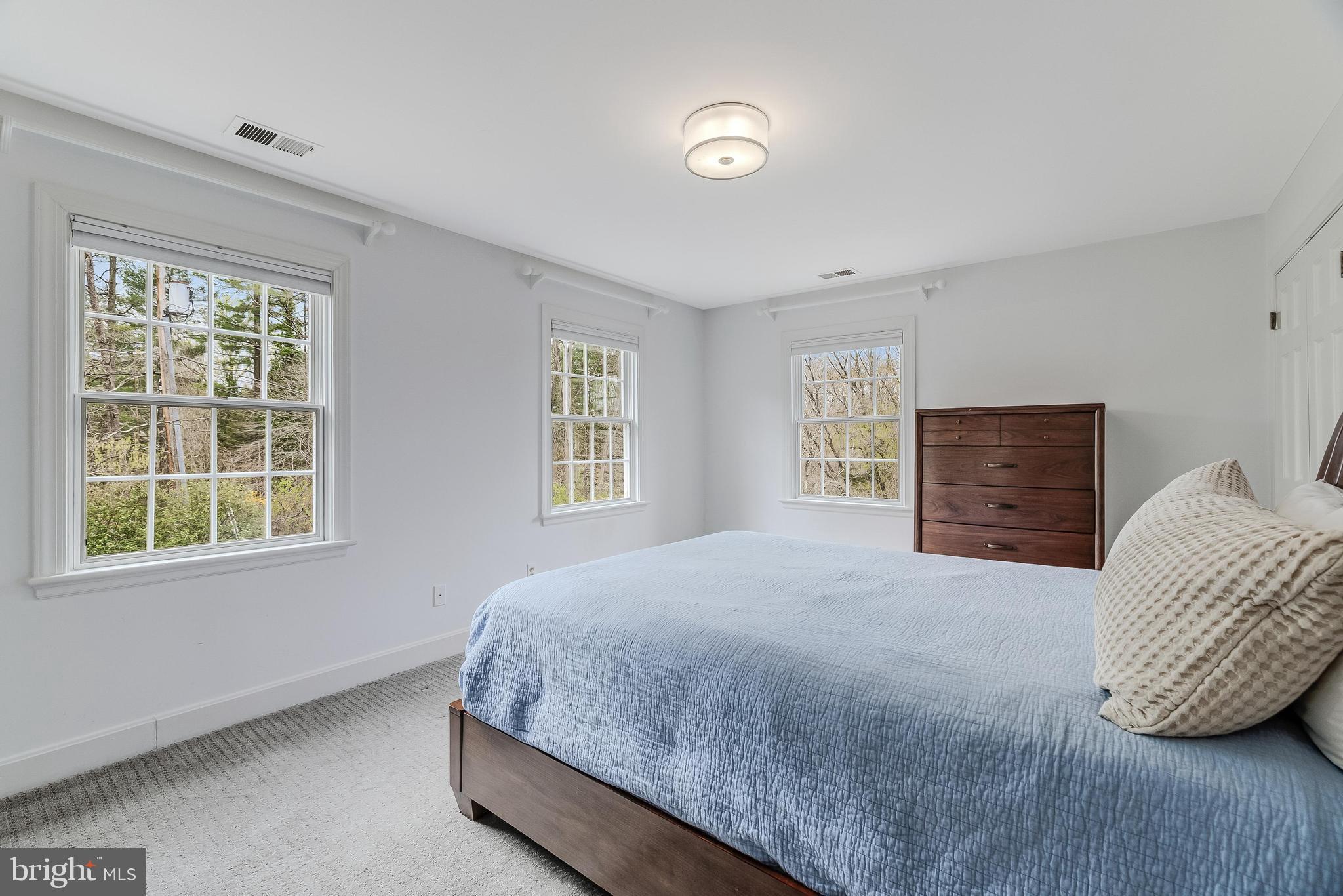 MILL CREEK PARK - Residential