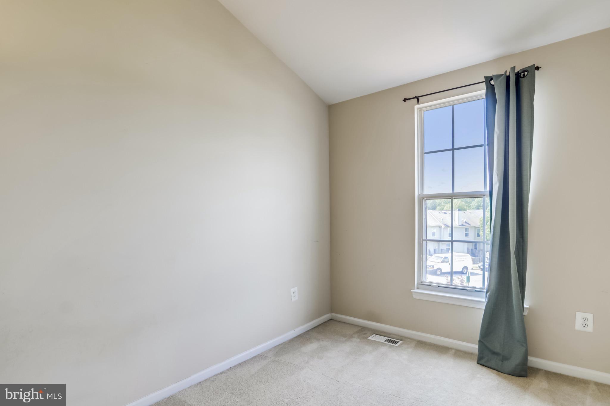 PRINCETON WOODS - Residential