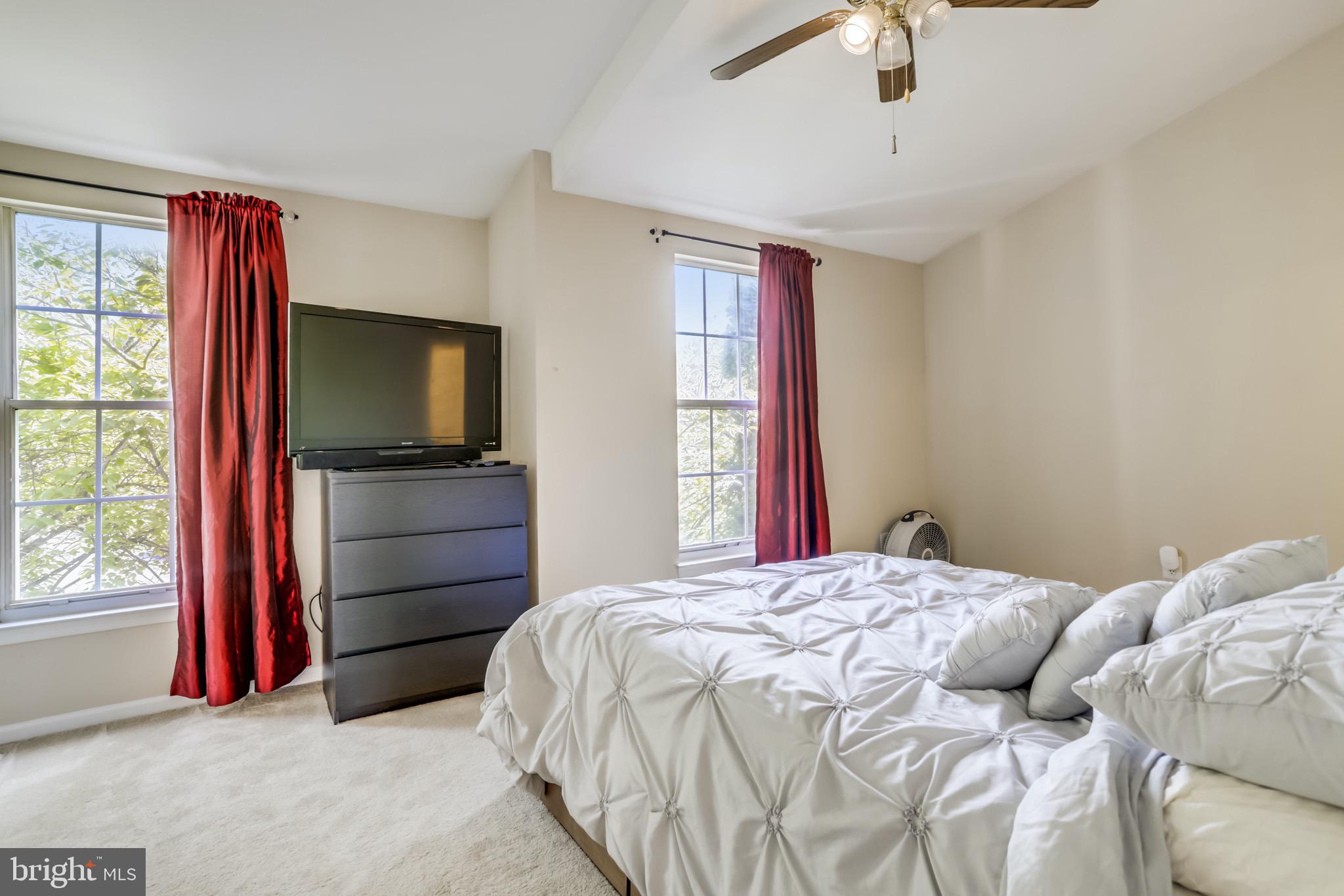 PRINCETON WOODS - Residential