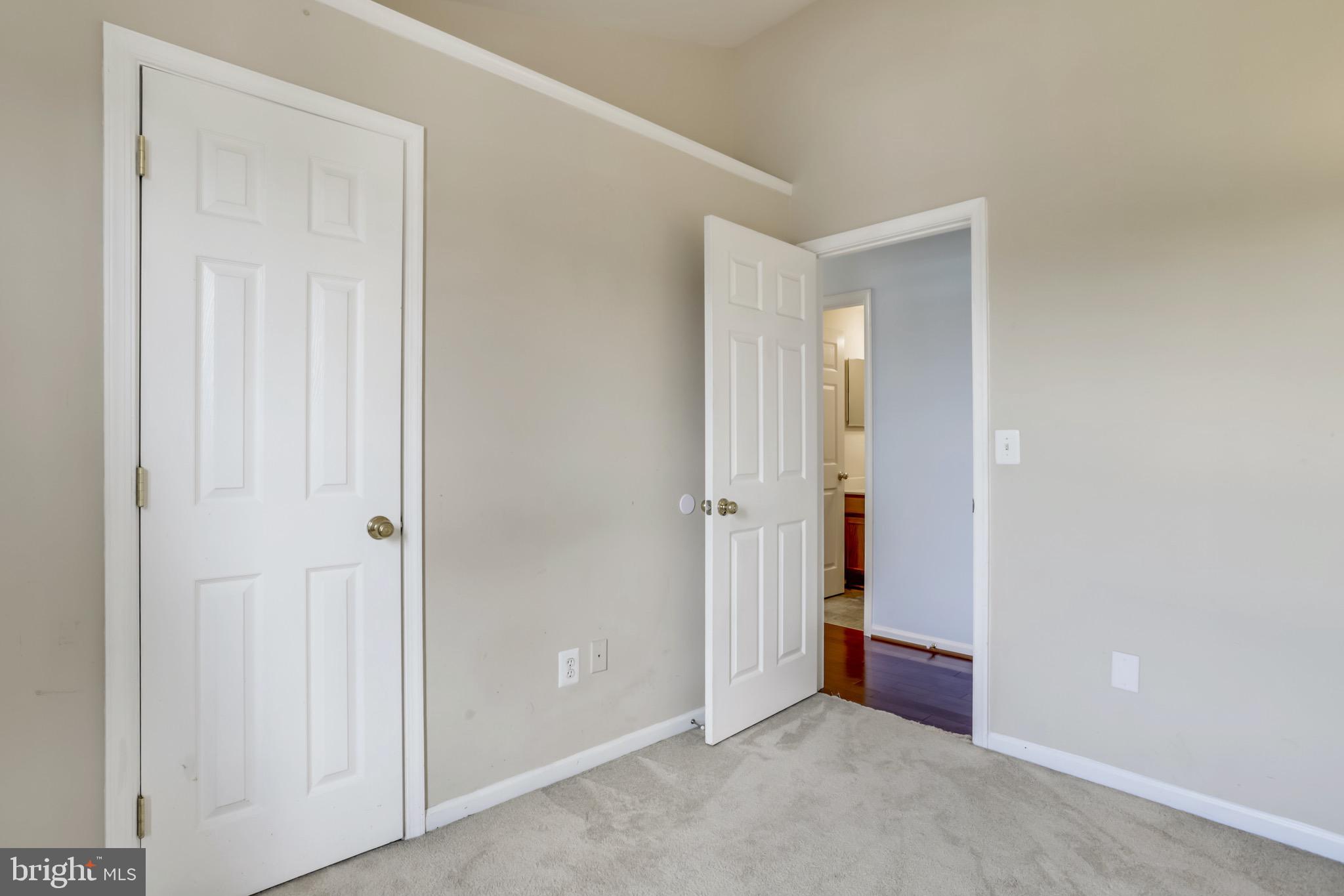 PRINCETON WOODS - Residential