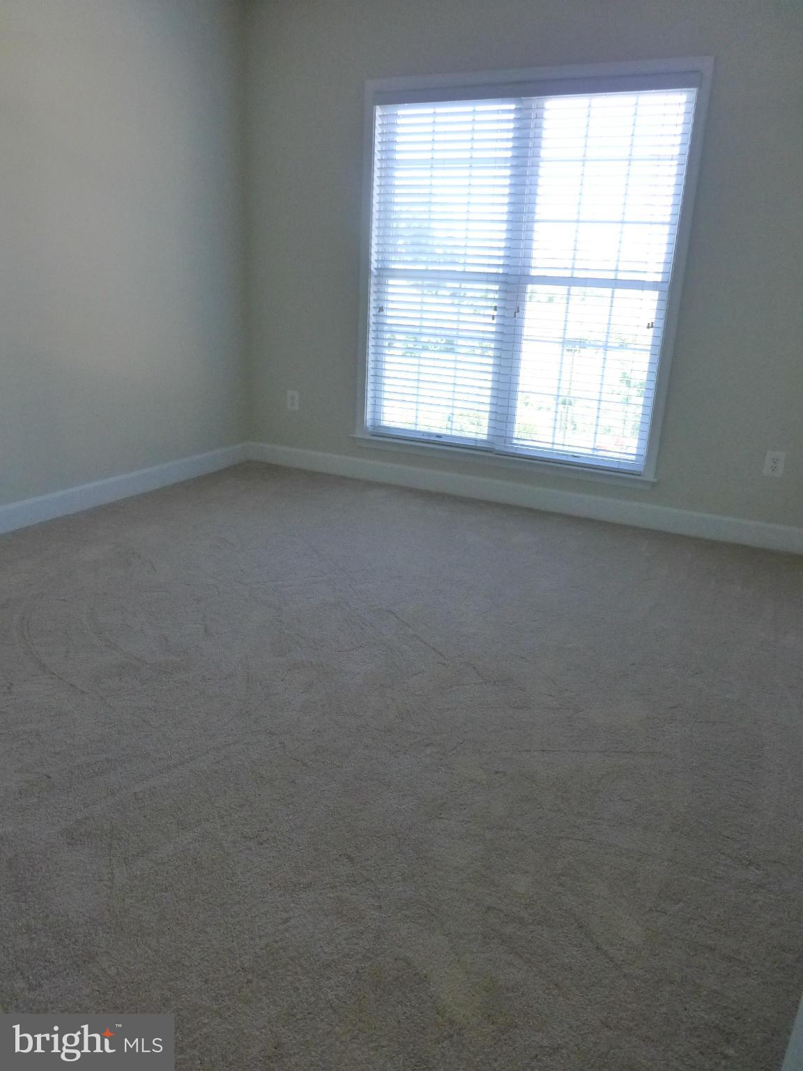 POTOMAC CLUB - Residential