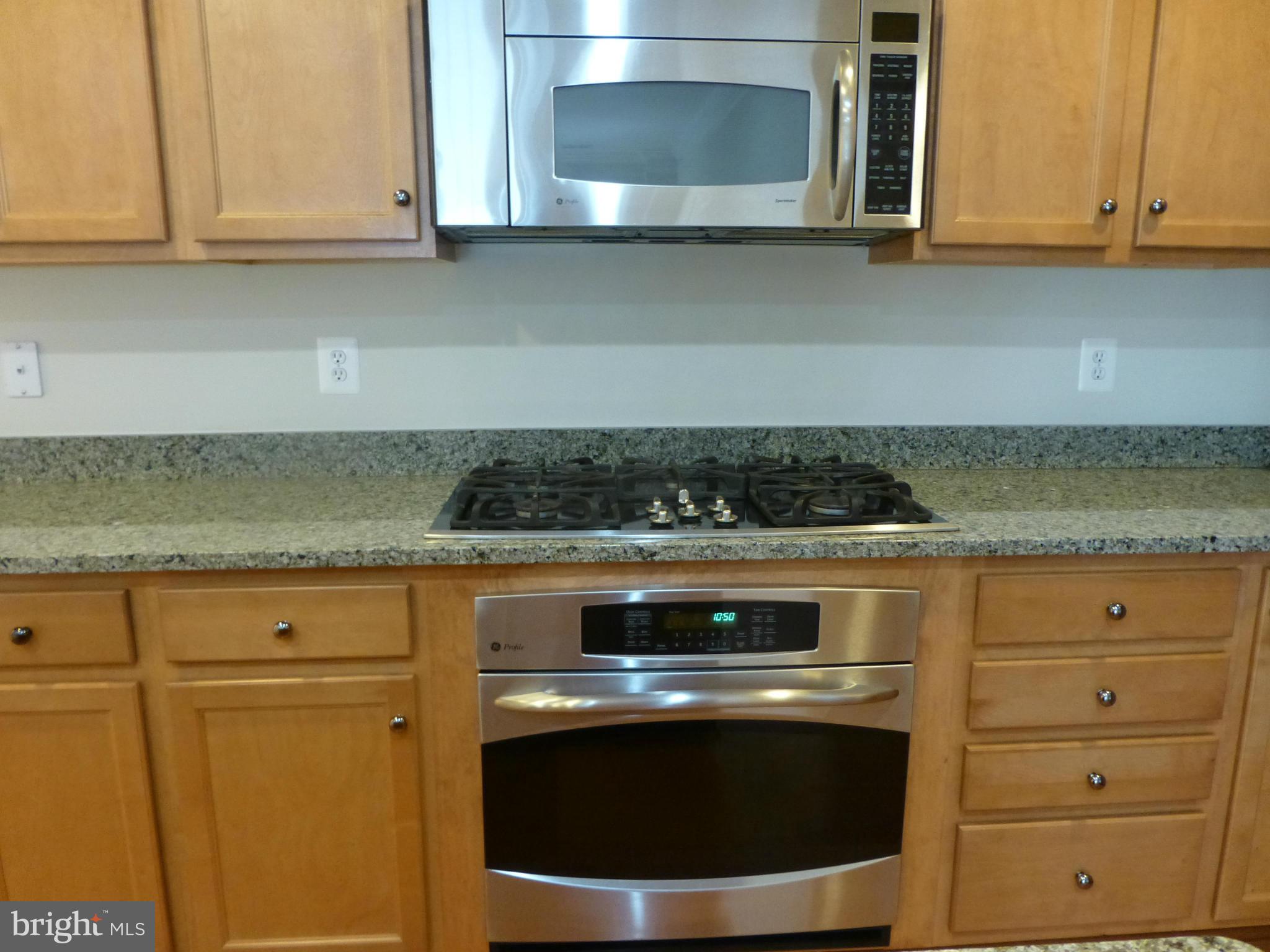 POTOMAC CLUB - Residential