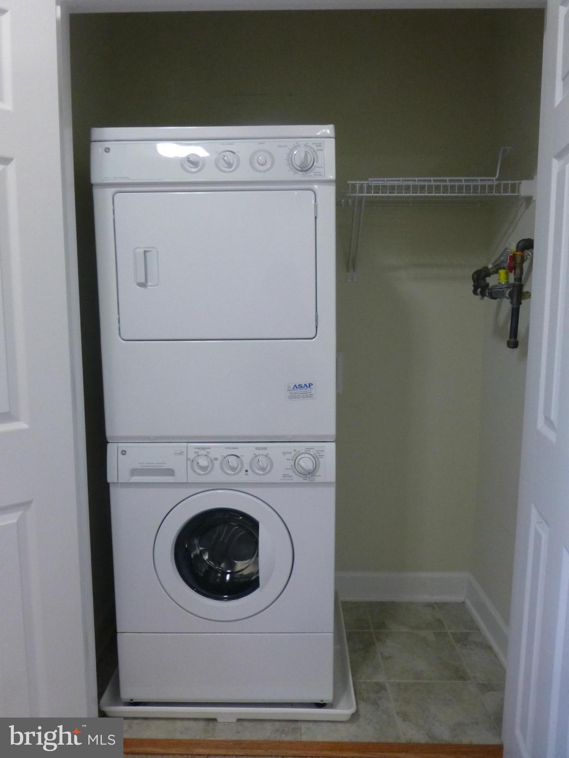 POTOMAC CLUB - Residential