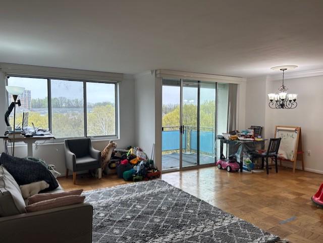 10201 GROSVENOR PLACE 817