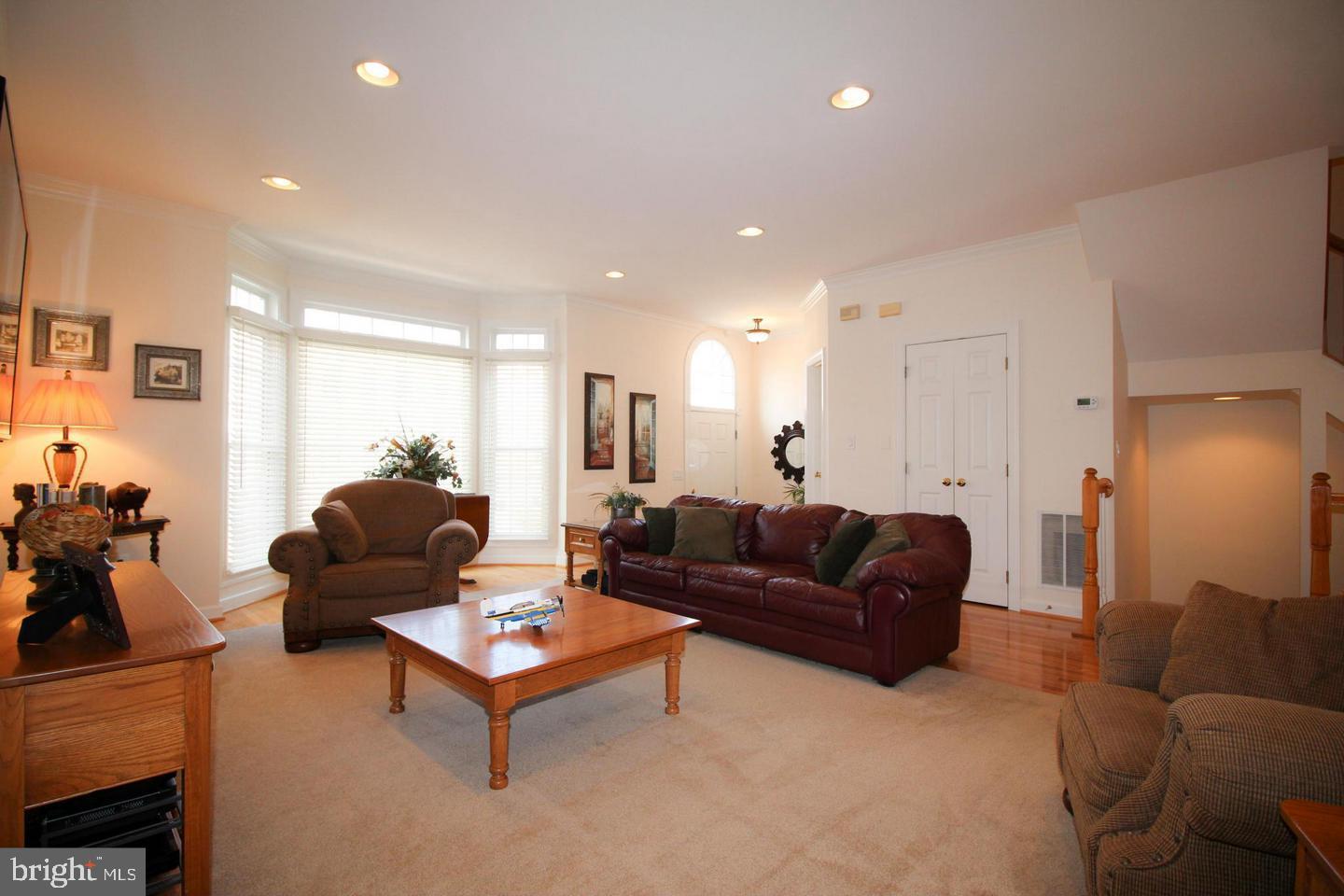 4553 FAIR VALLEY DRIVE