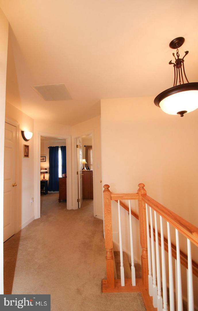 FAIR LAKES - Residential Lease