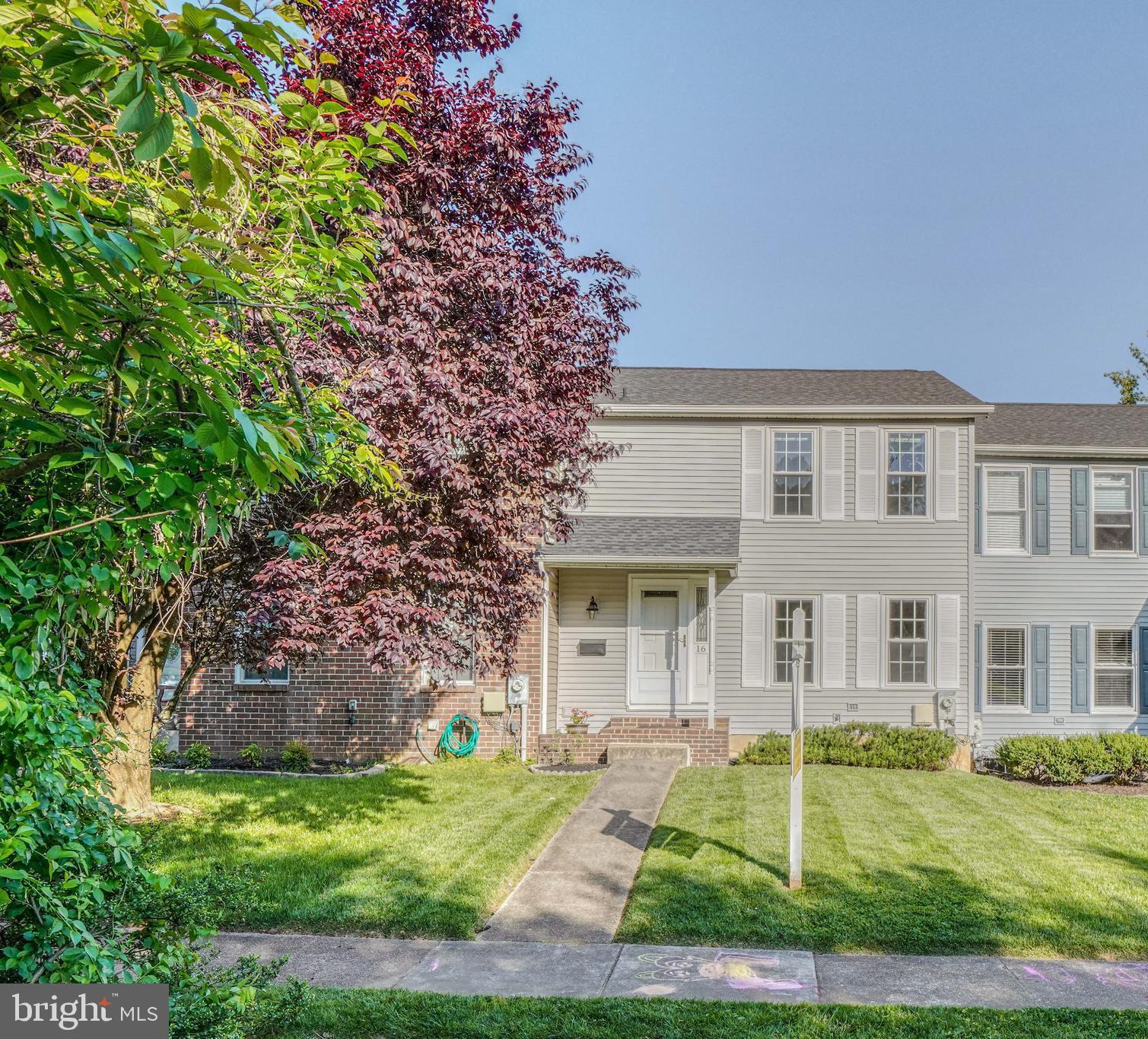 Welcome to 16 Warren Common! RARELY AVAILABLE 3 Bedroom, 2.5 Bath Townhome located in the sought after Warren Purchase Community. Beautifully maintained home! Impressive floorplan with a nice entryway hallway that leads to the main level, great size living room and dining room with bay window half bath , and laundry area on main level. Upper level with 3 spacious bedrooms and full bath. Master suite with en suite bath! Walk out to the private leveled backyard offering an oasis to enjoy come with as shed as well. Spacious patio is the perfect way to bring the indoors out. Sunken family room with vaulted ceiling and a pellet stove with stone wall, which is one of the focal point of this home. Huge finished lower level with a brand new carpet ( just installed.) Great for a recreation room or office space. Here are some upgrades to the property: Washer/Dryer: 2017 HVAC: 2016 Roof and Siding: 2015,Windows 2009,Pellet stove 2017, Whole house was painted 2018 etc...WOW, Water is included by your HOA. Not often are houses available in this community, so catch it while you can! Conveniently located to all amenities. Membership available for Springdale pool club. HURRY this beauty will not last!