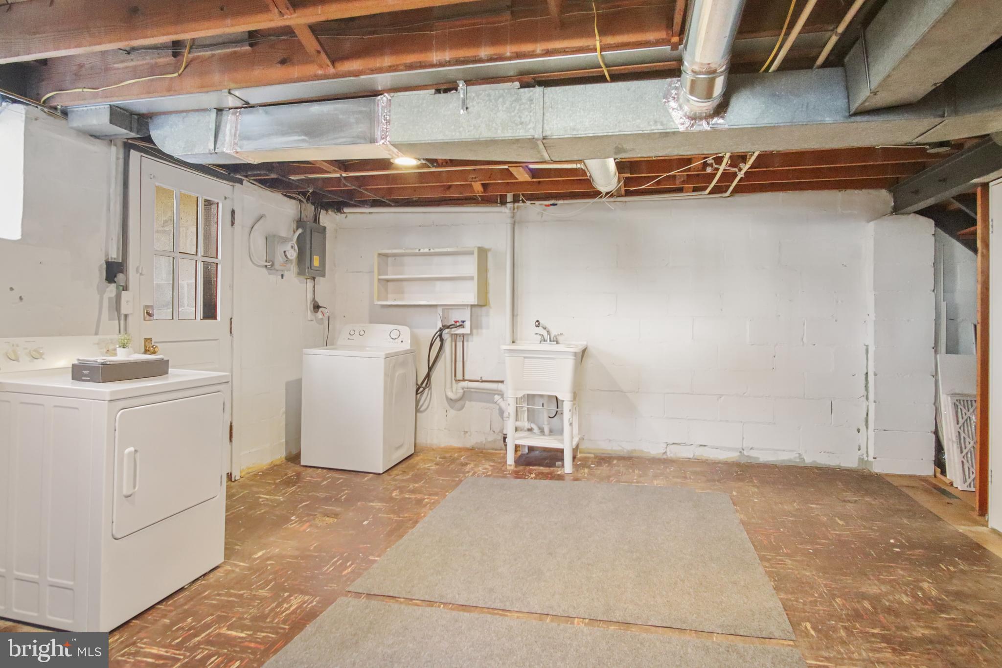 TOWSON - Residential Lease