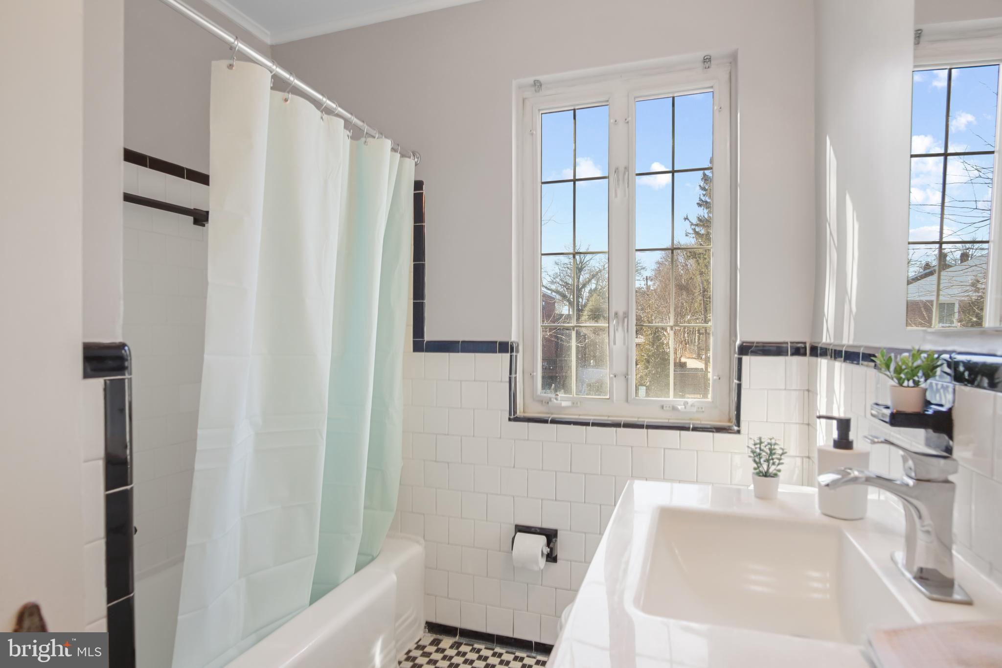 TOWSON - Residential Lease