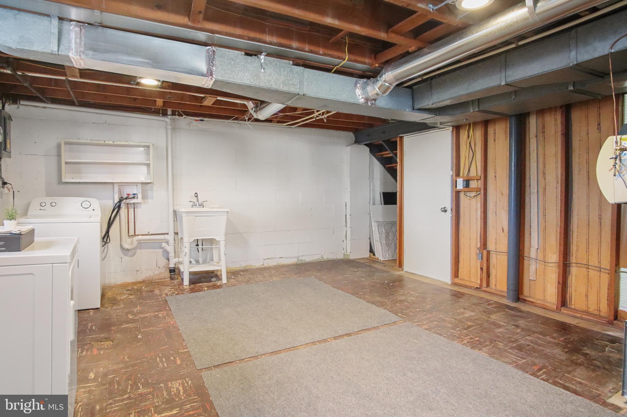 TOWSON - Residential Lease