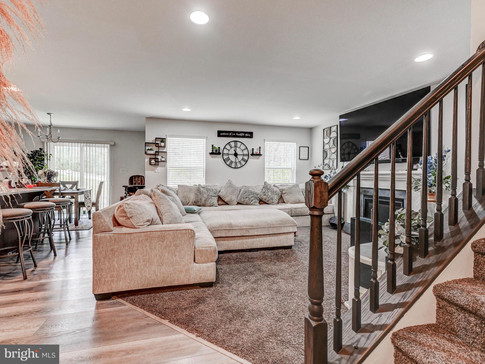 KENSINGTON - Residential