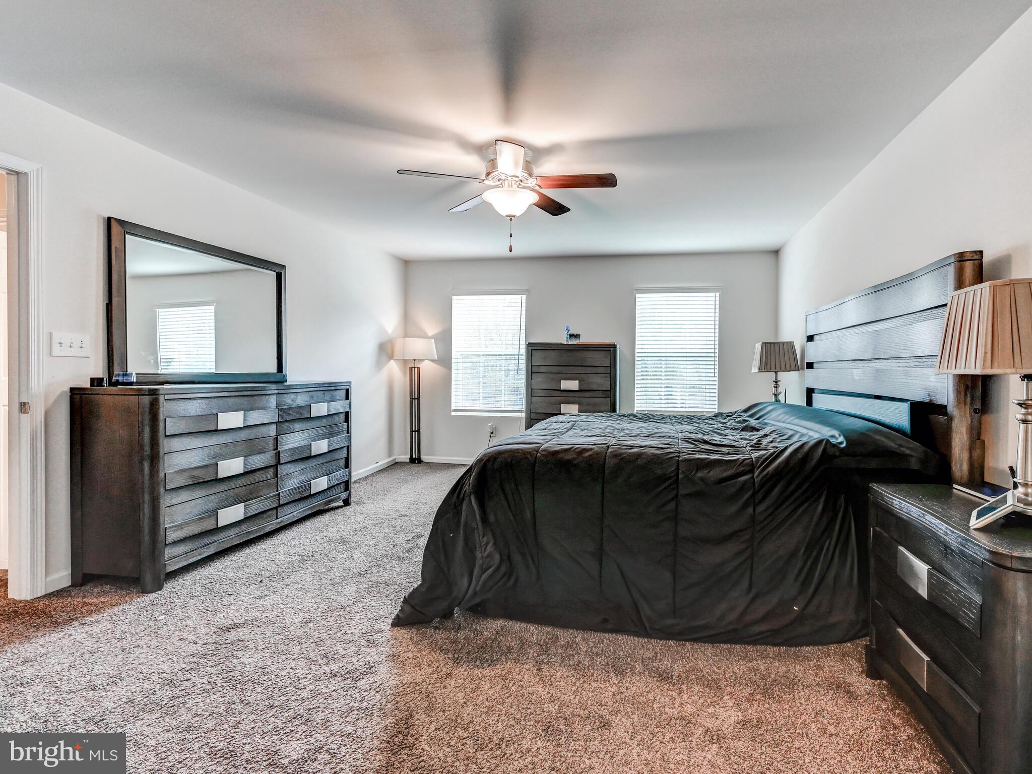 KENSINGTON - Residential