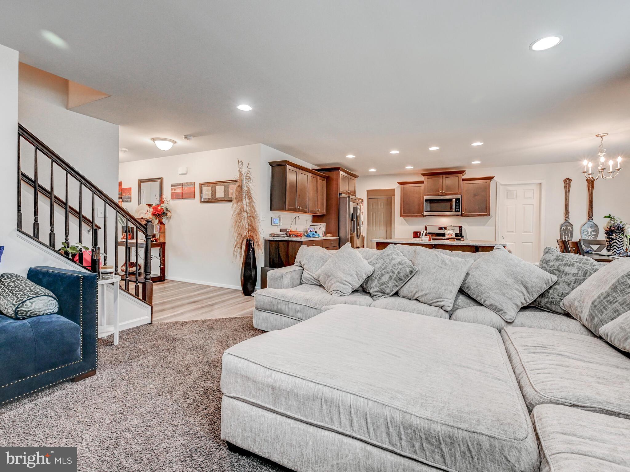 KENSINGTON - Residential