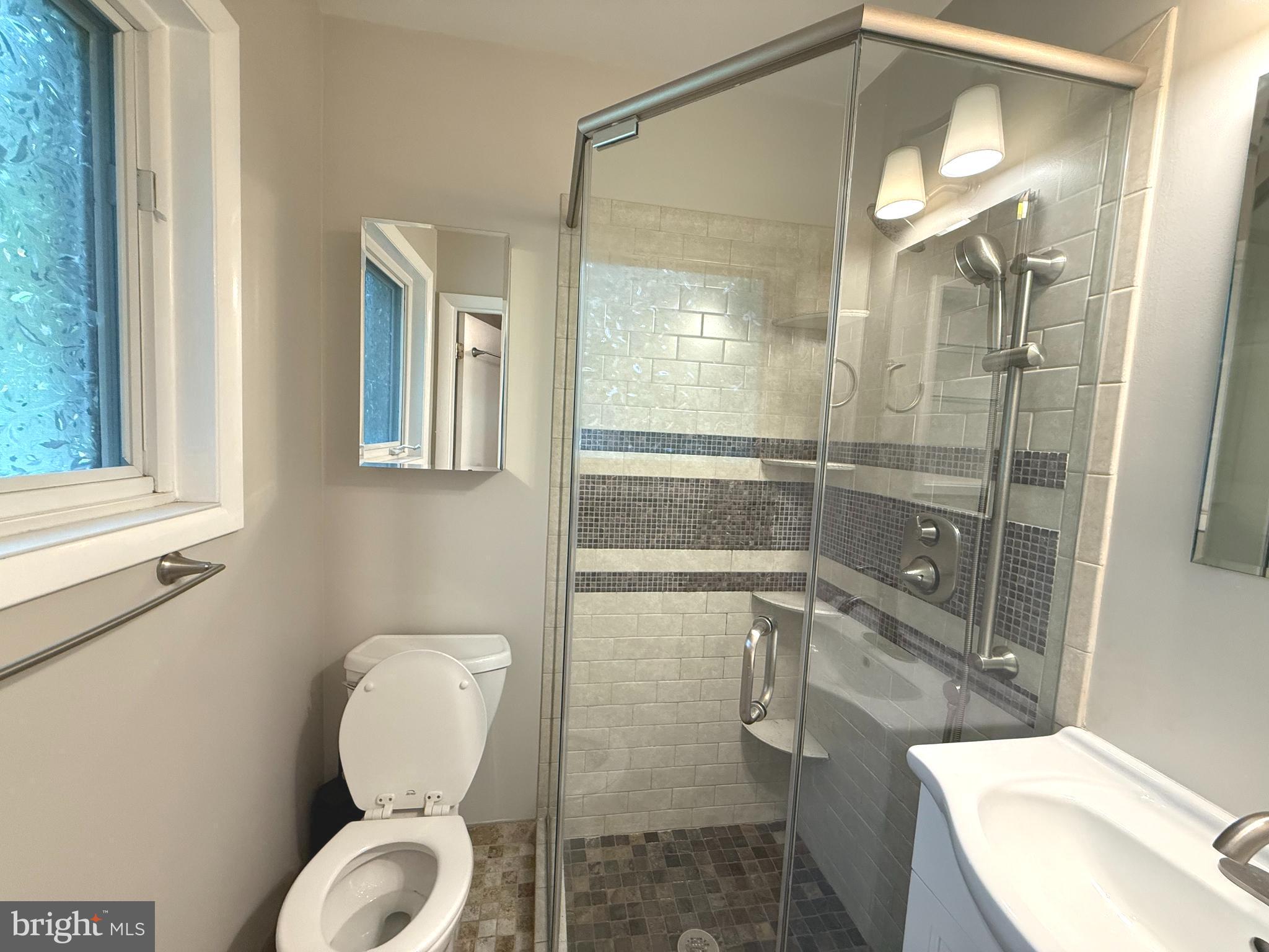 SLEEPY HOLLOW ESTATES - Residential Lease