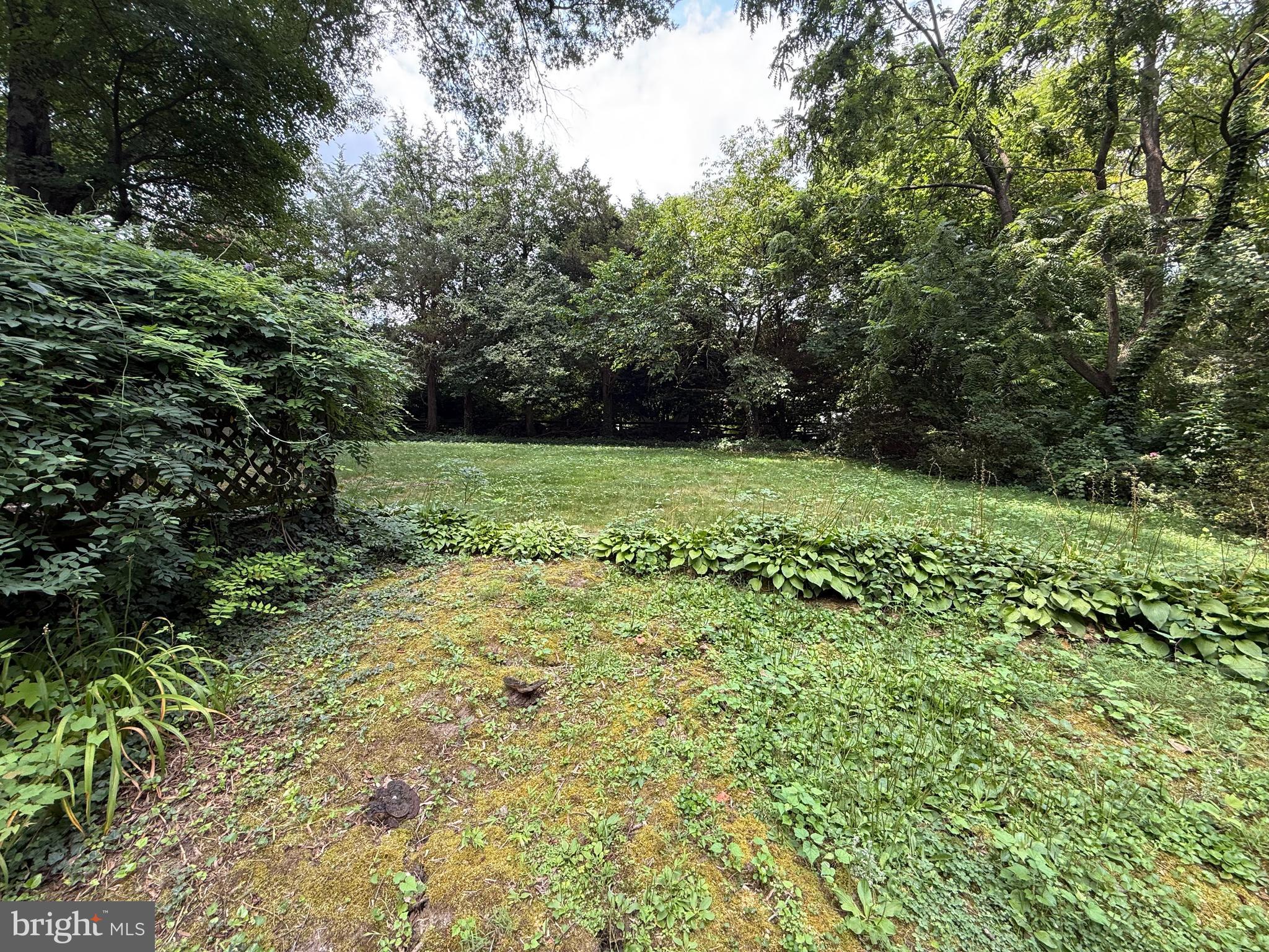 SLEEPY HOLLOW ESTATES - Residential Lease