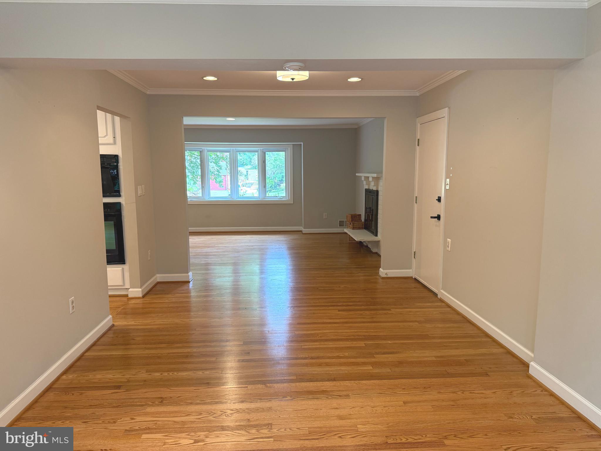 SLEEPY HOLLOW ESTATES - Residential Lease