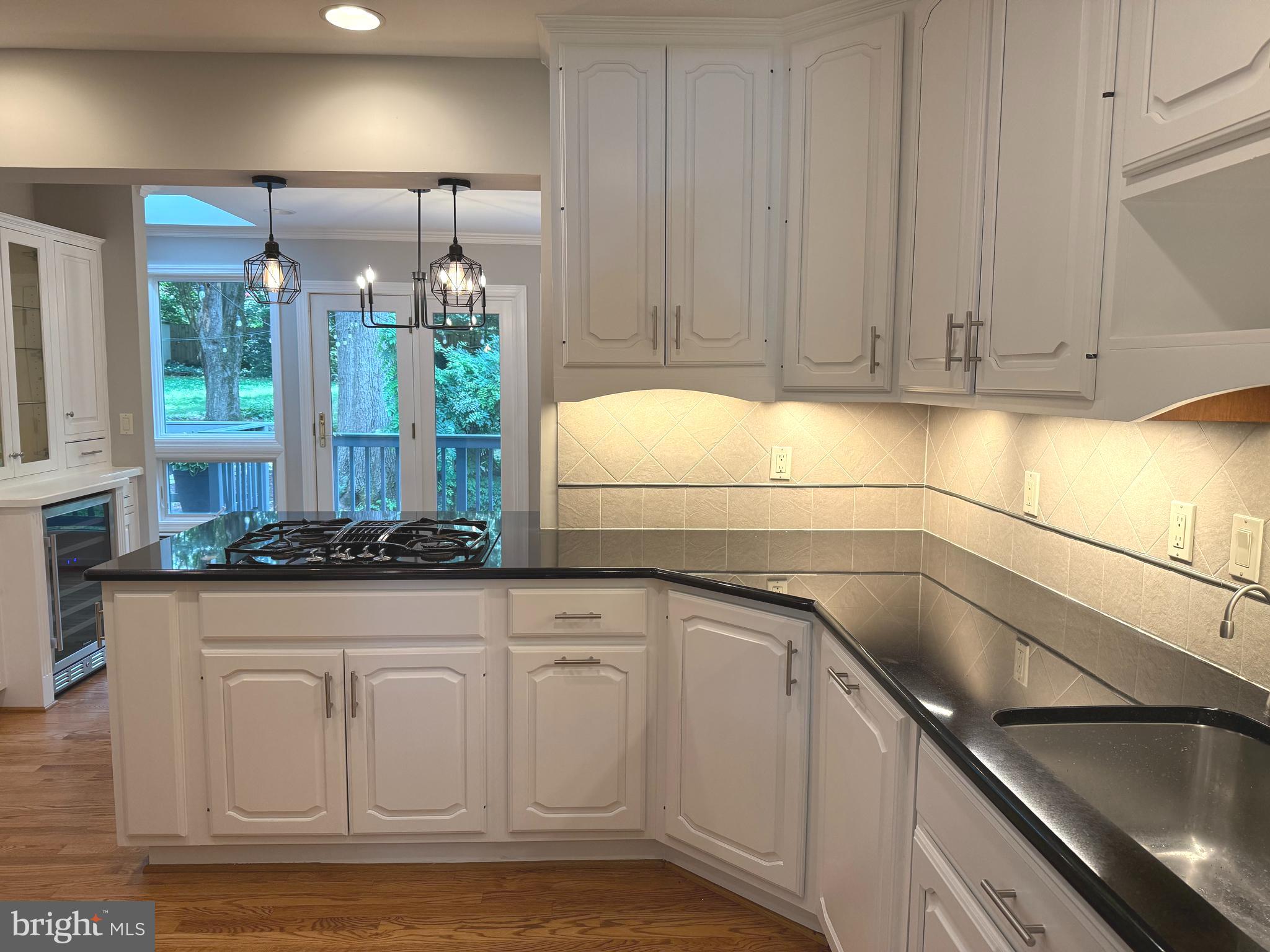 SLEEPY HOLLOW ESTATES - Residential Lease