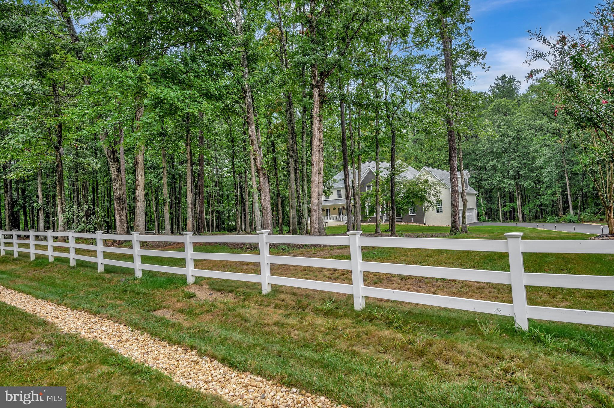 FAWN LAKE - Residential