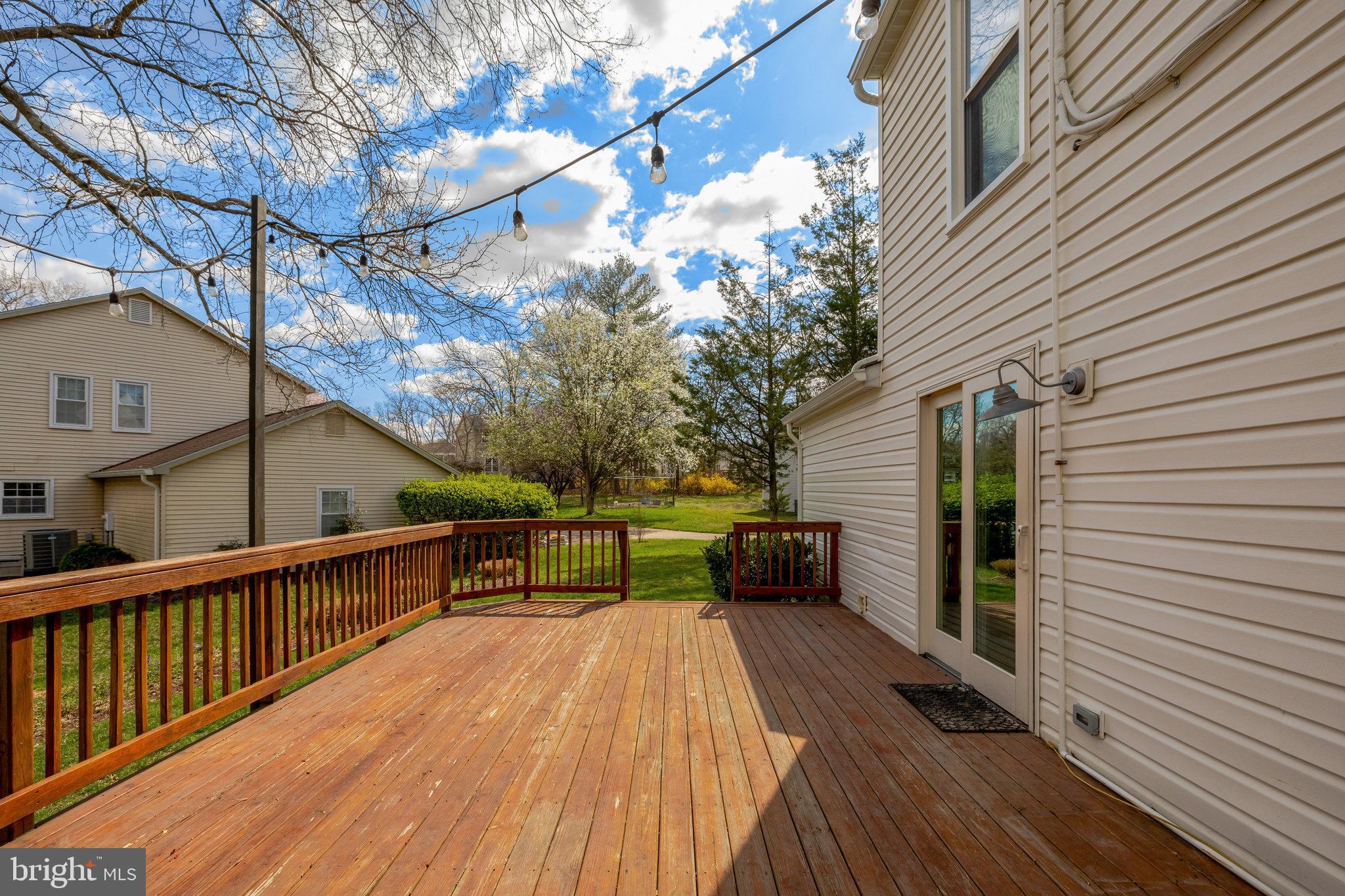 FOX MILL ESTATES - Residential