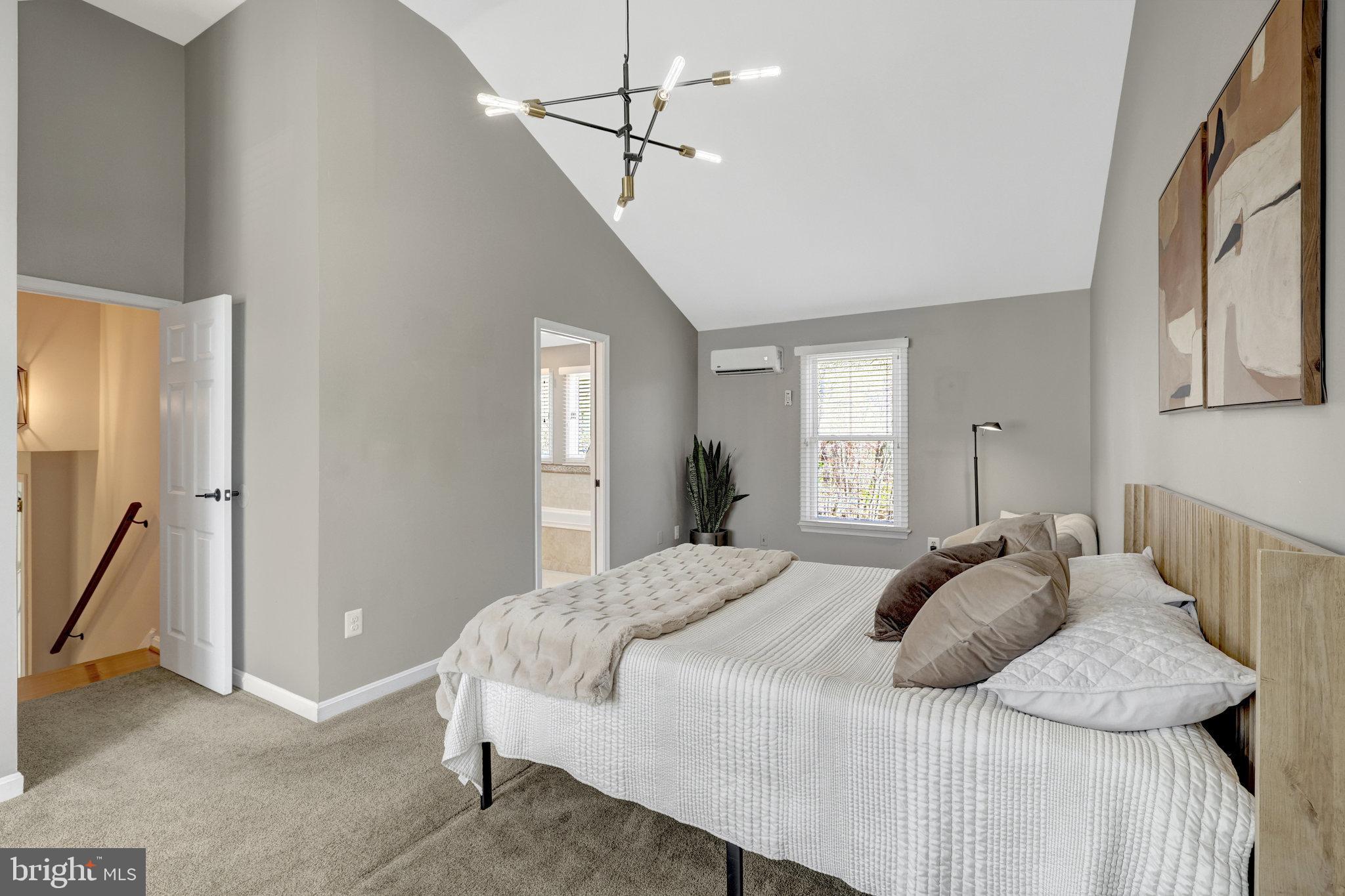 FOX MILL ESTATES - Residential