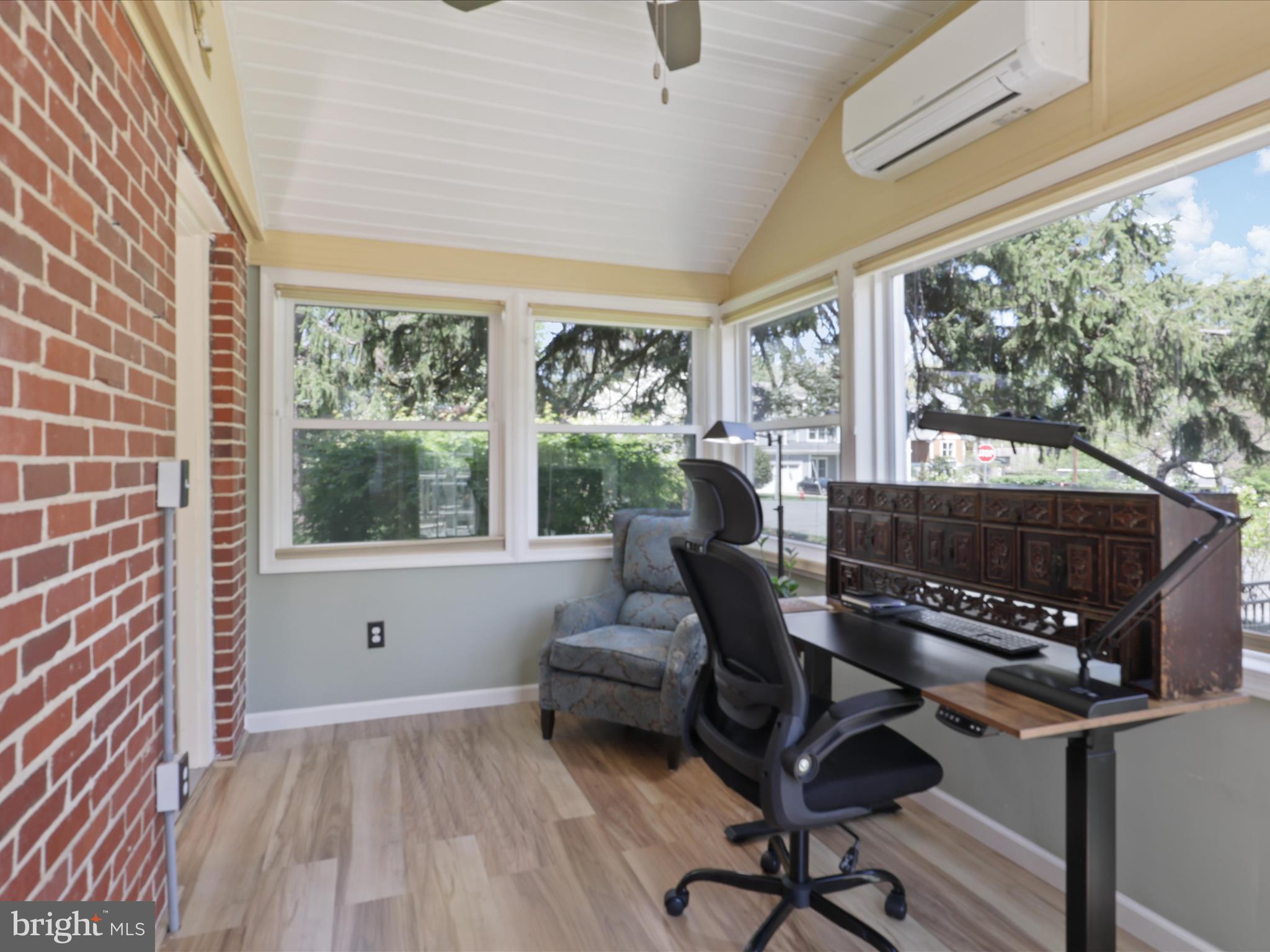 ESTATES AT ORCHARD COURT - Residential