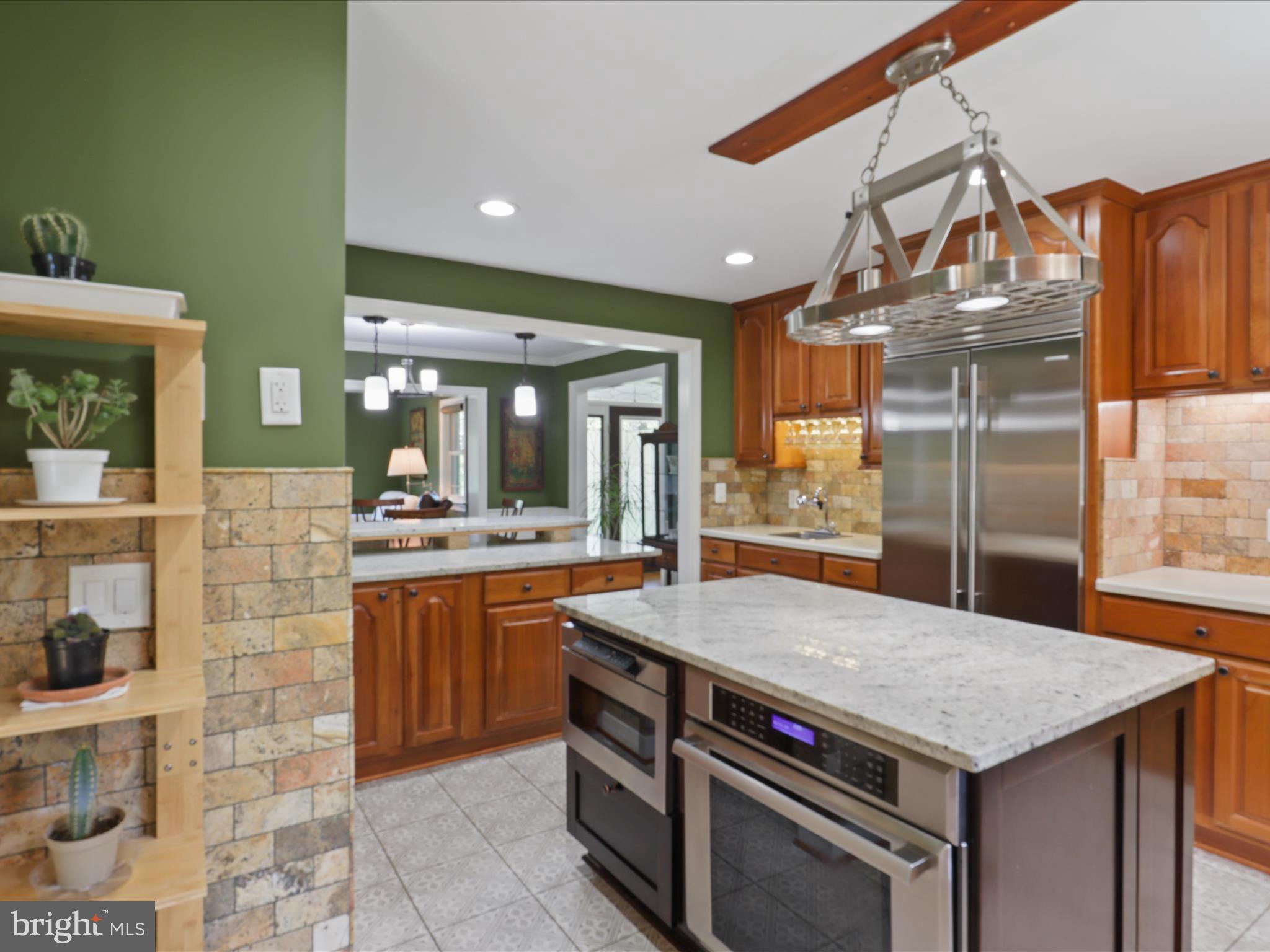 ESTATES AT ORCHARD COURT - Residential