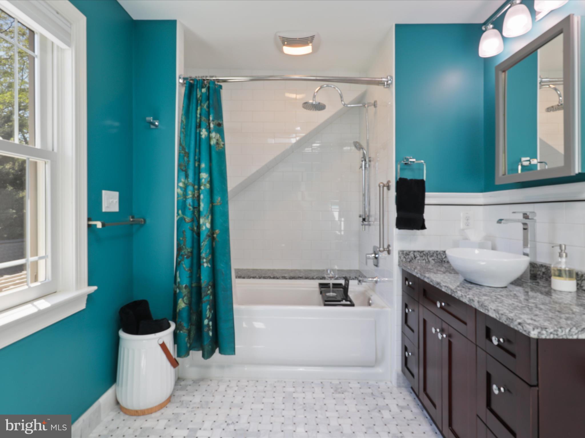 ESTATES AT ORCHARD COURT - Residential