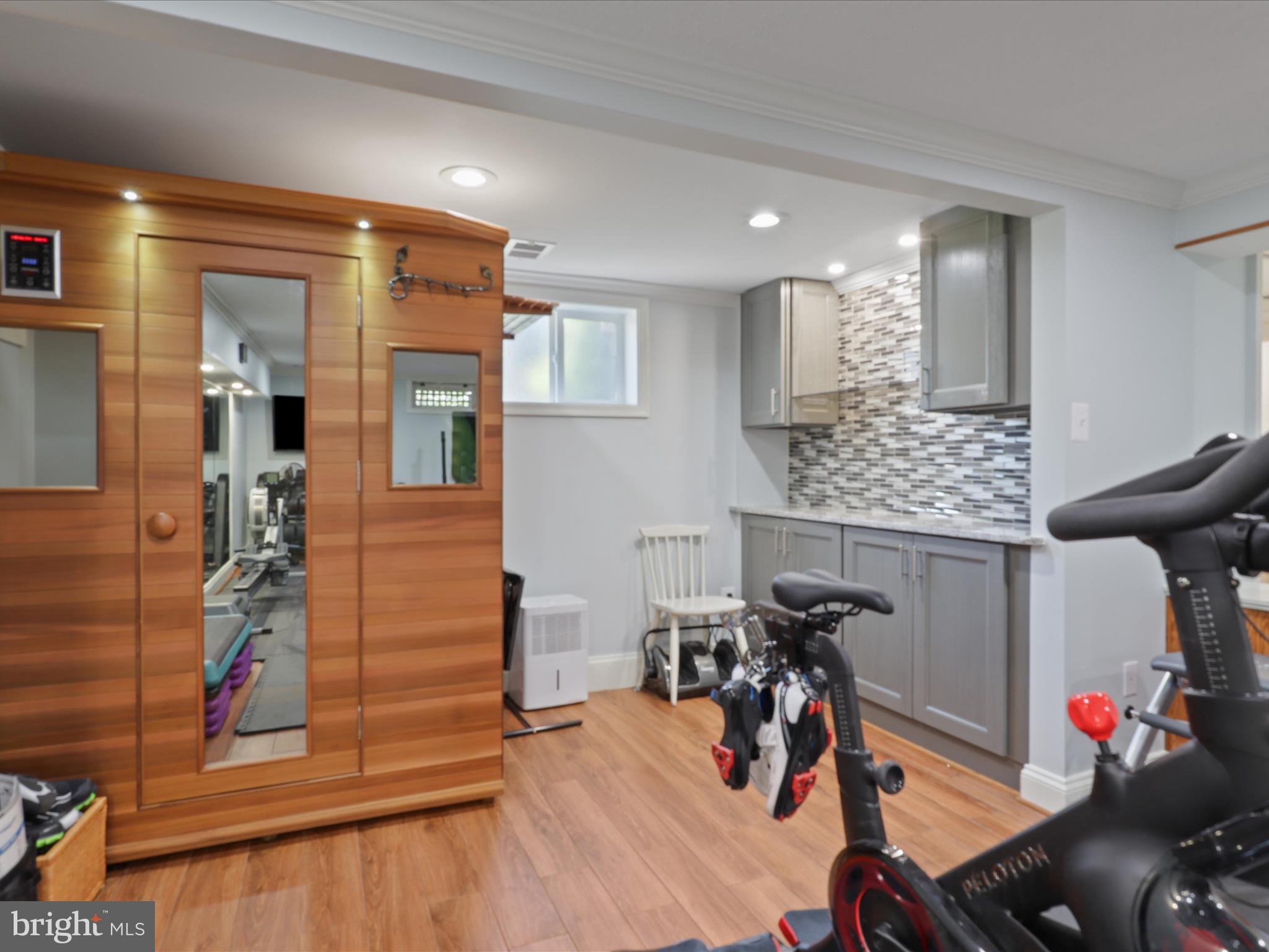 ESTATES AT ORCHARD COURT - Residential