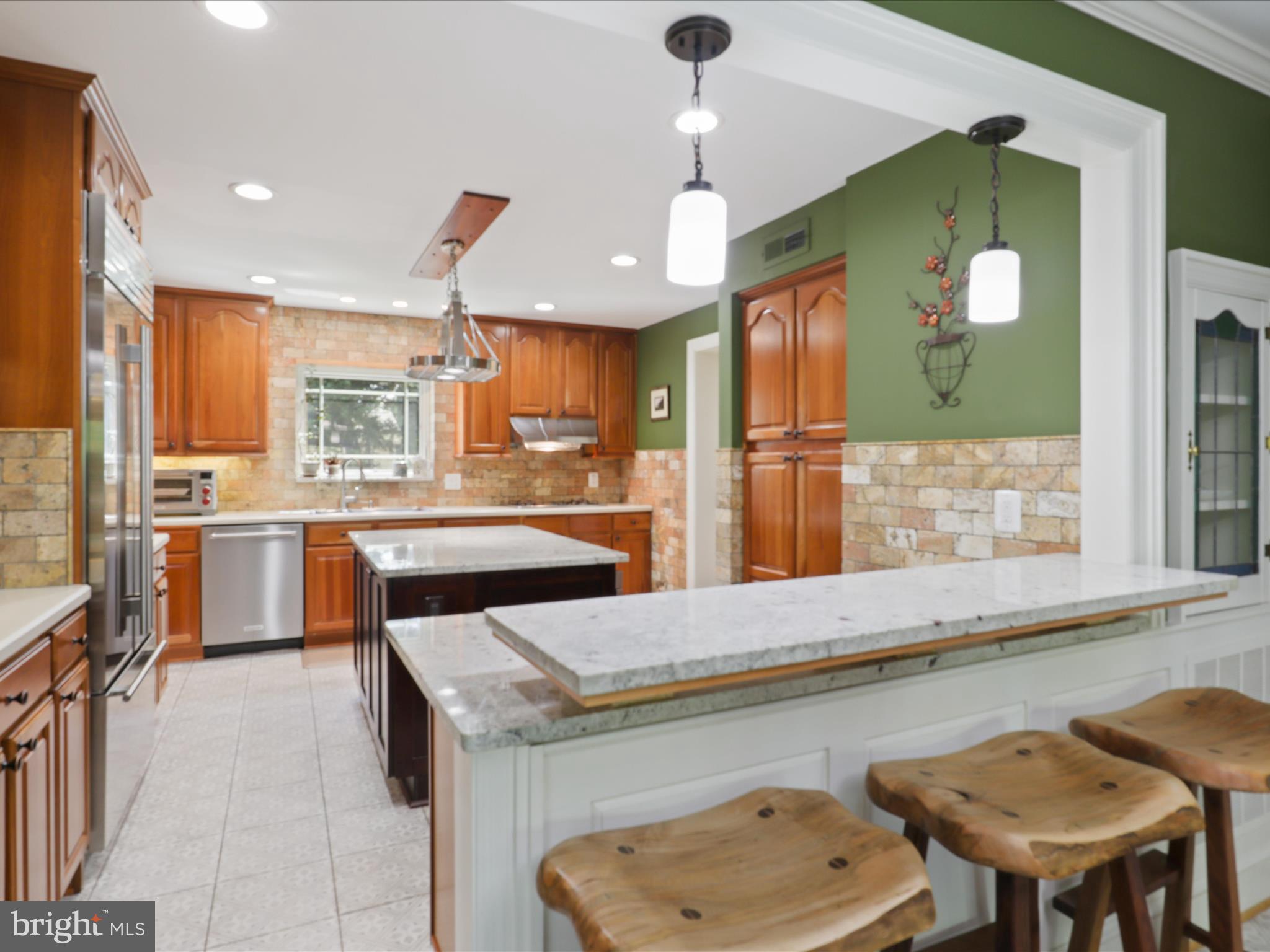 ESTATES AT ORCHARD COURT - Residential