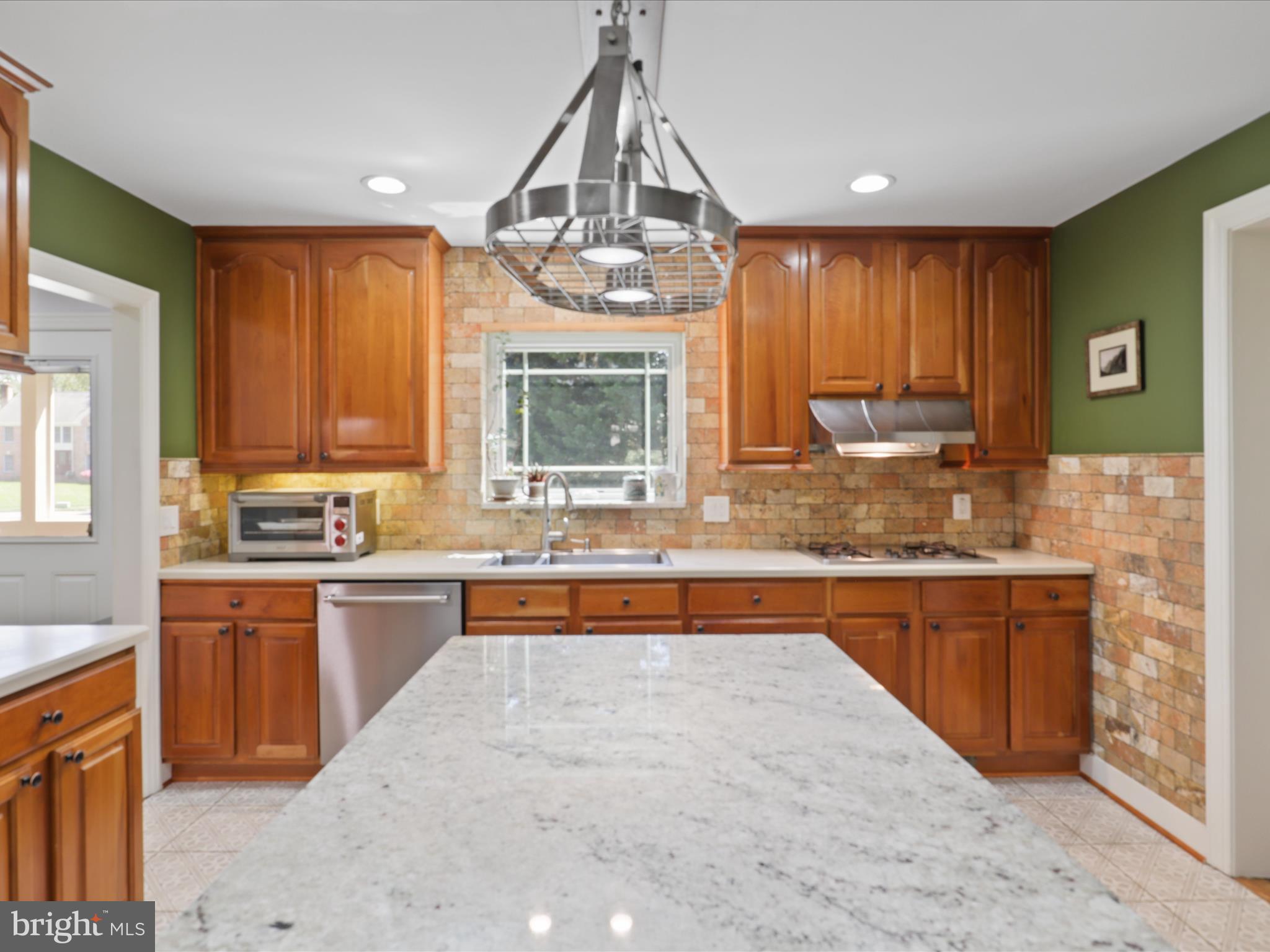 ESTATES AT ORCHARD COURT - Residential