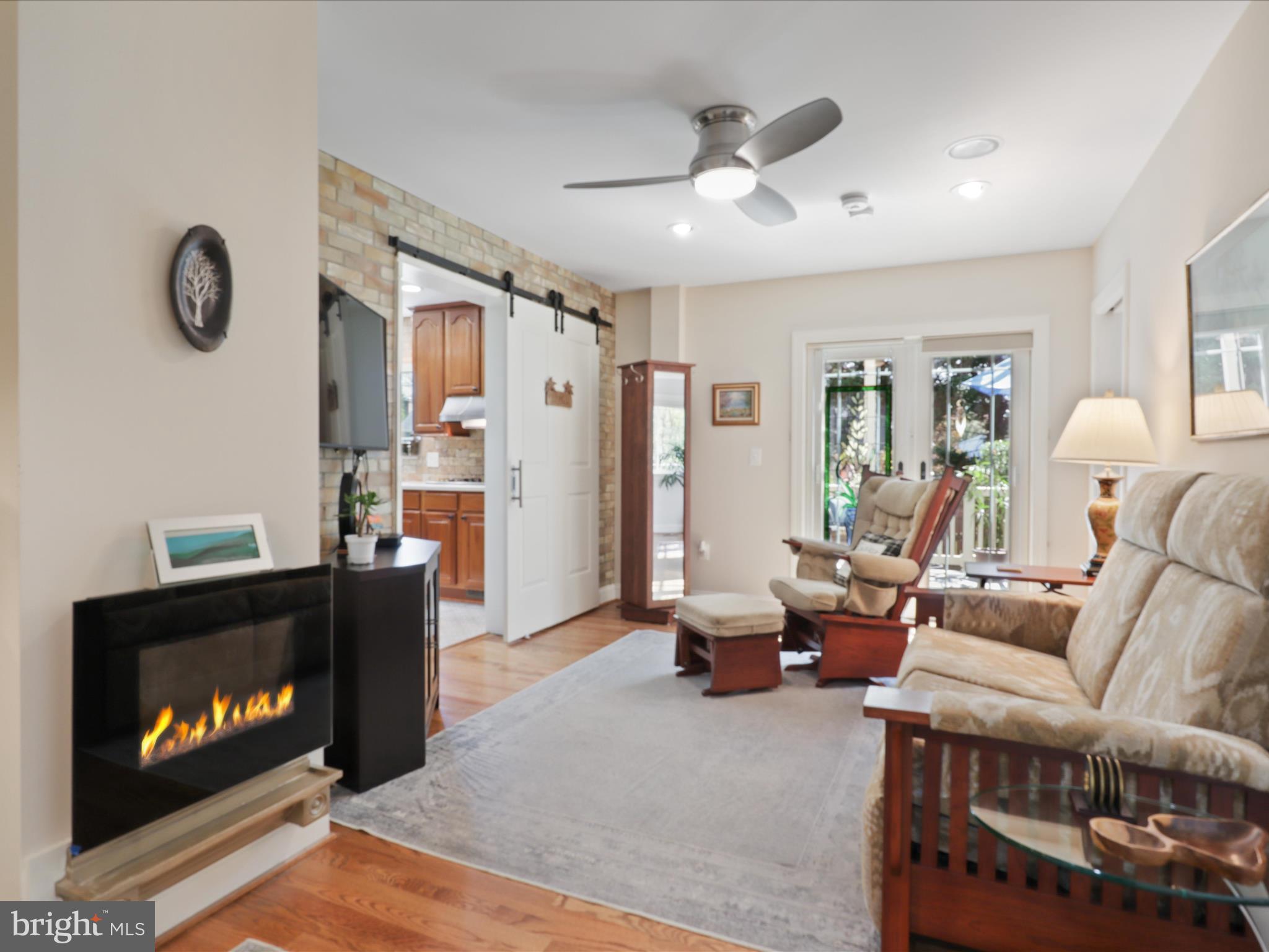 ESTATES AT ORCHARD COURT - Residential