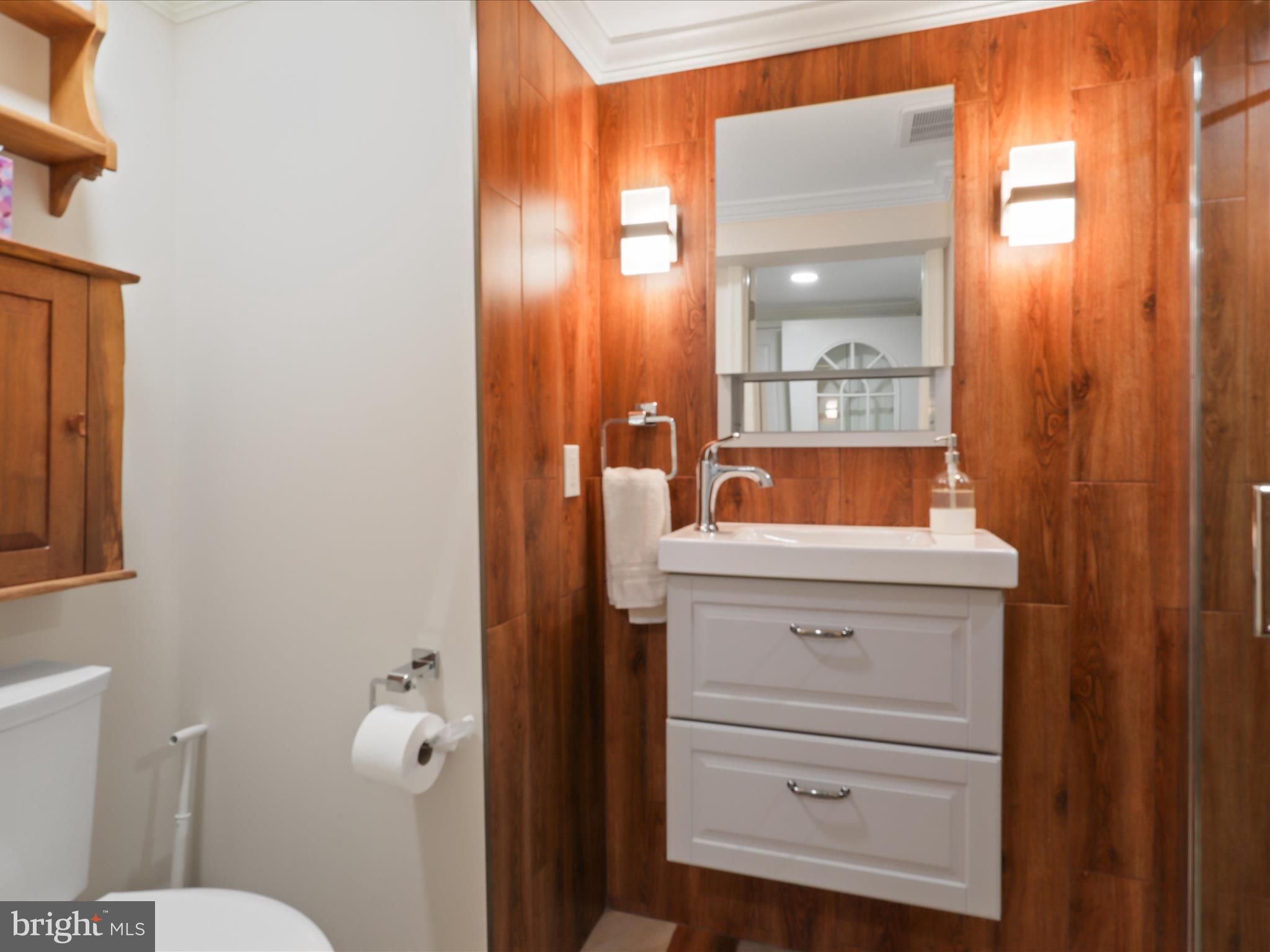 ESTATES AT ORCHARD COURT - Residential