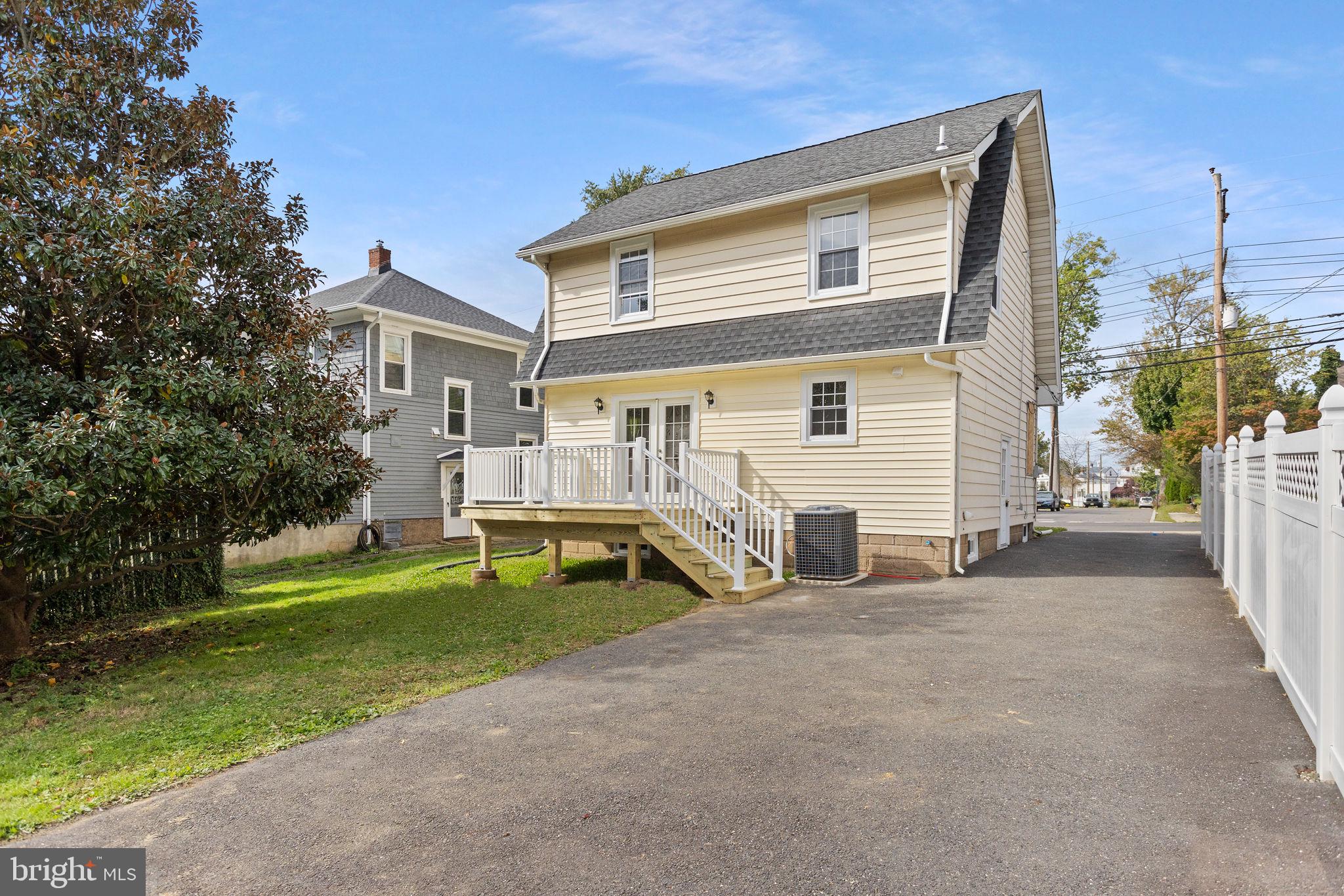 58 E UNION STREET