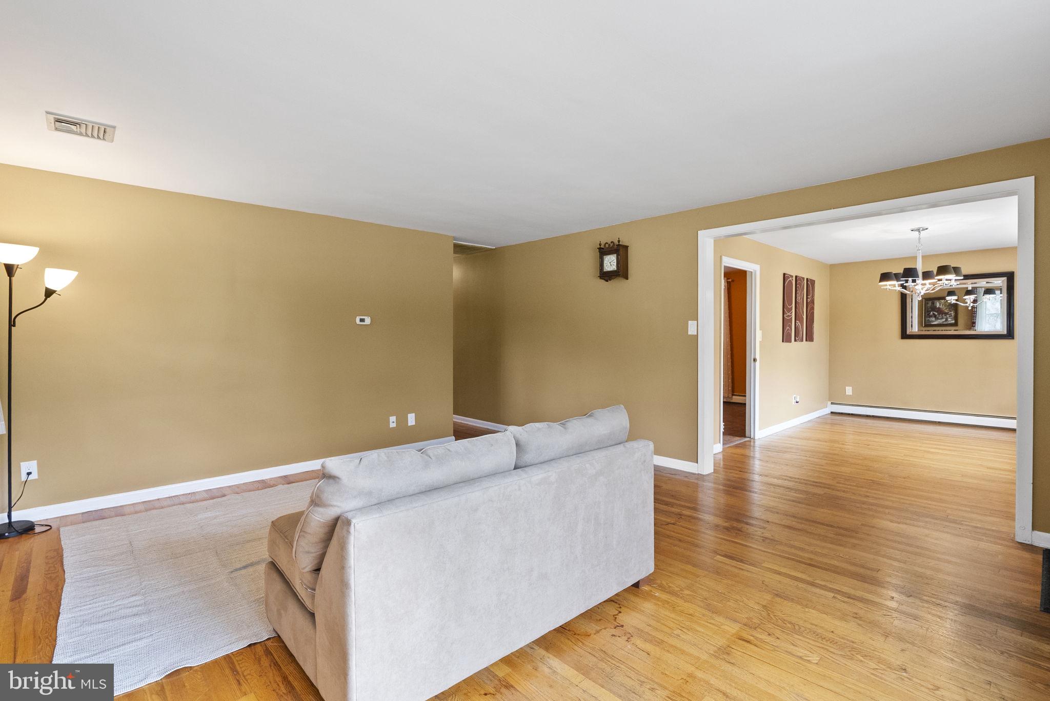 CURRAN TERRACE - Residential