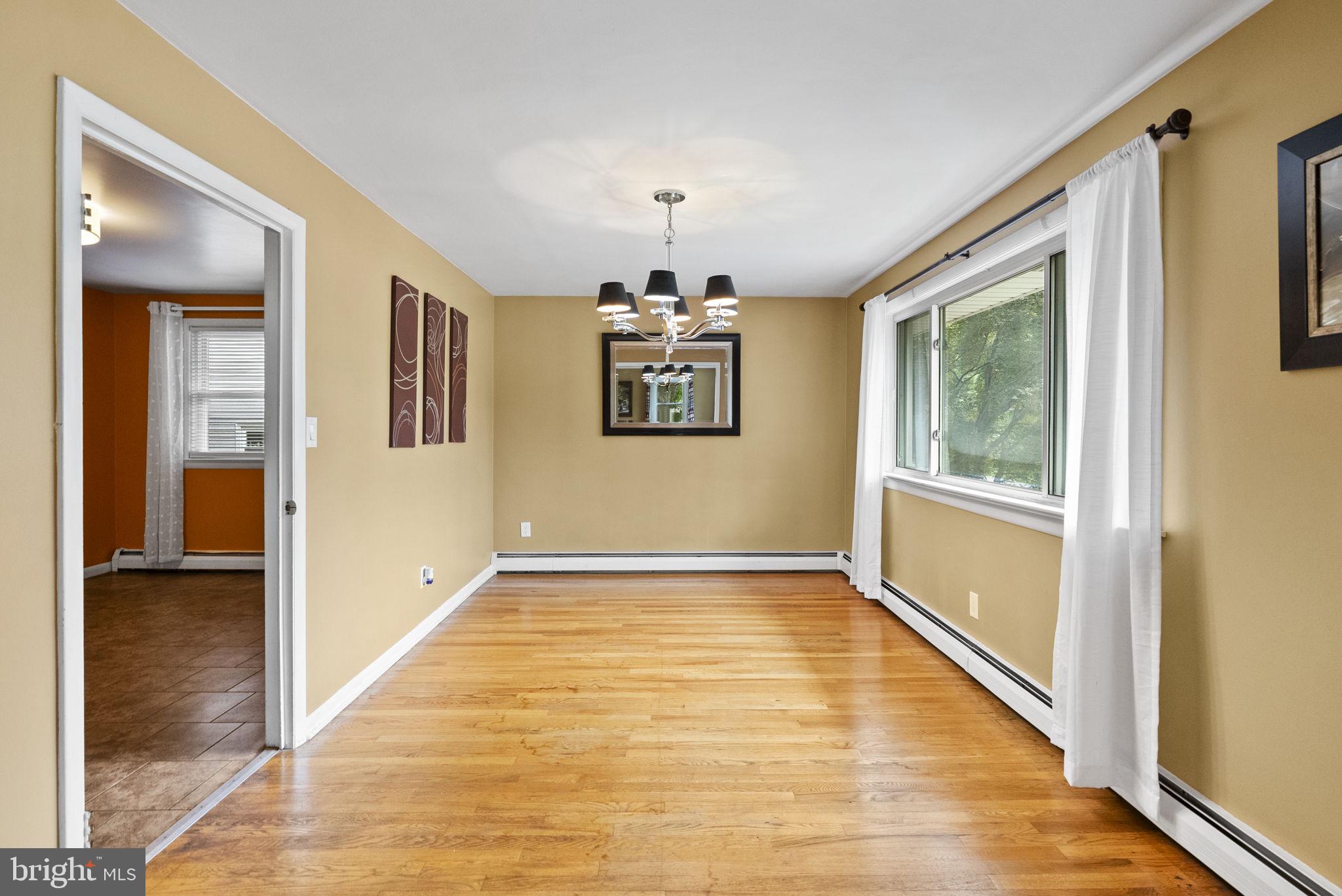 CURRAN TERRACE - Residential