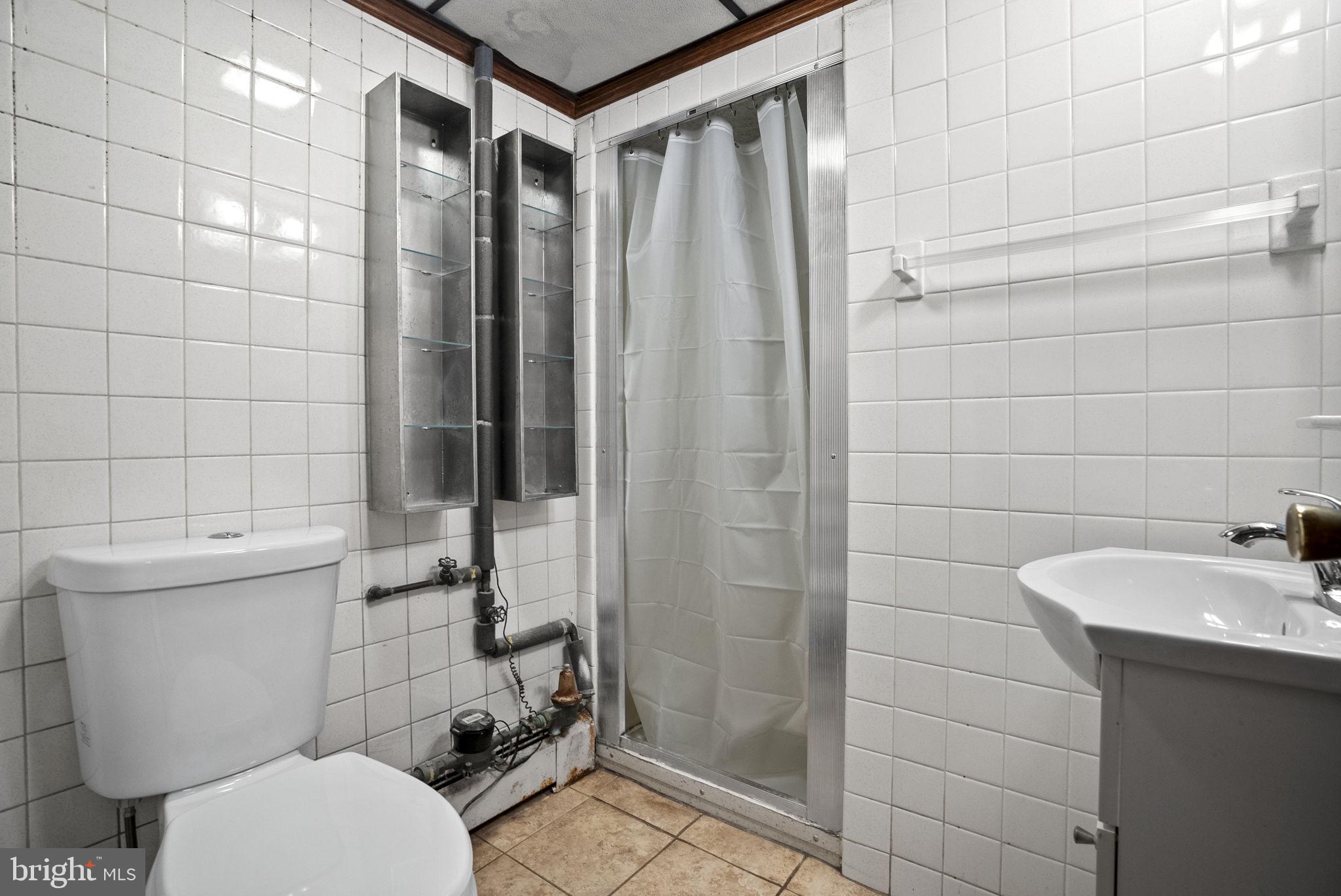 CURRAN TERRACE - Residential