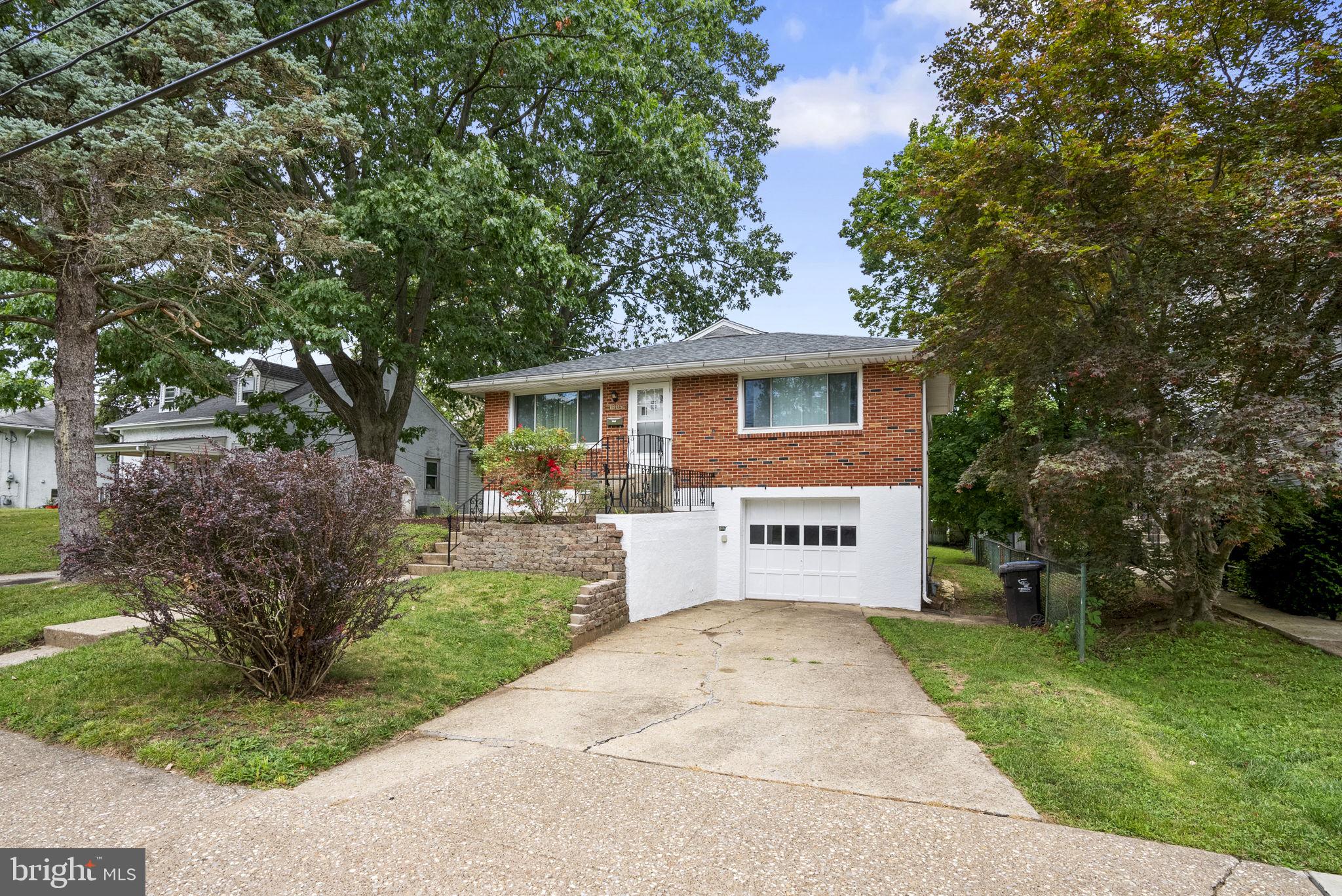 CURRAN TERRACE - Residential